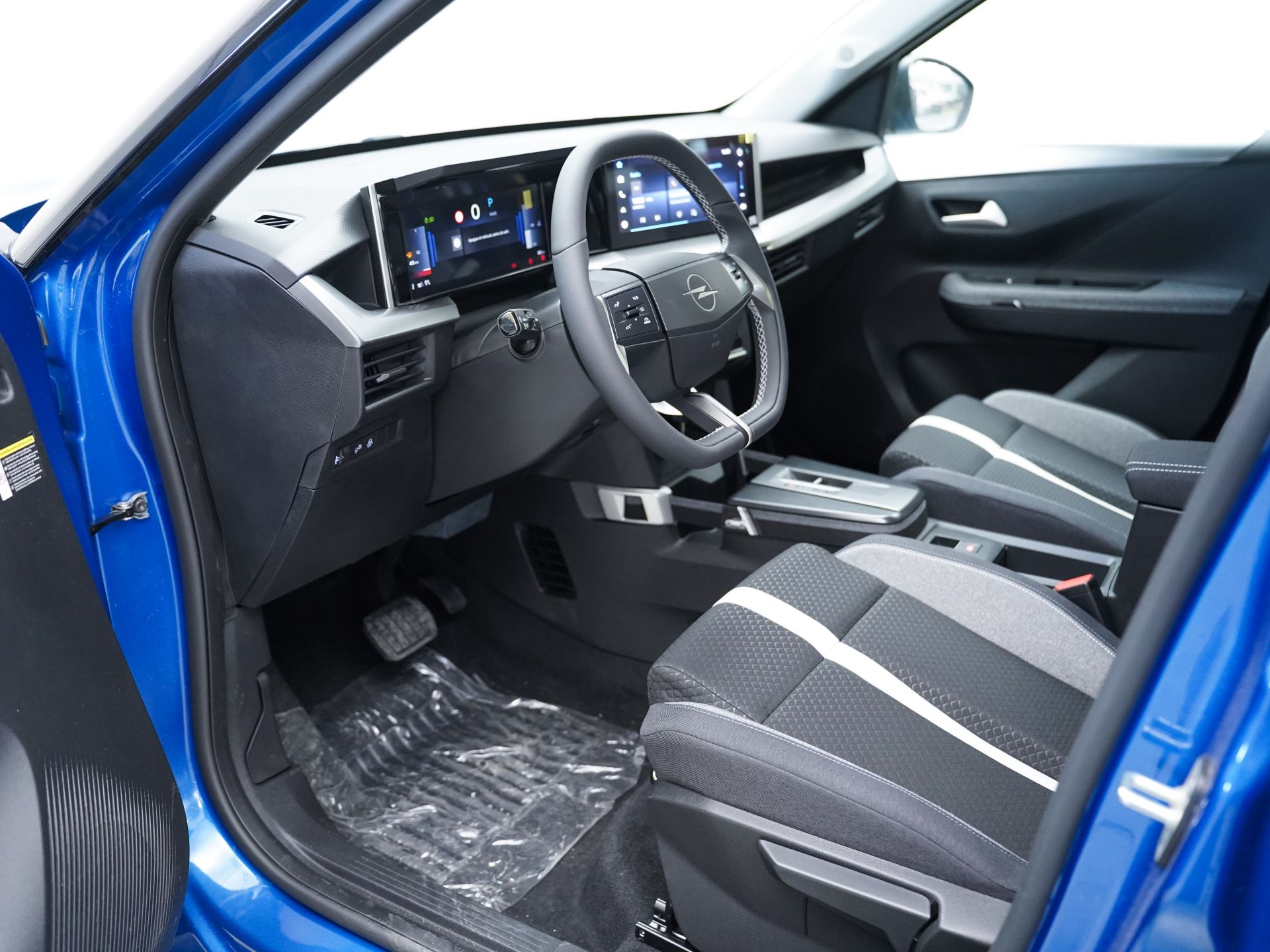 Opel Frontera 1.2T XHT Hybrid eDCT6 107kW GS