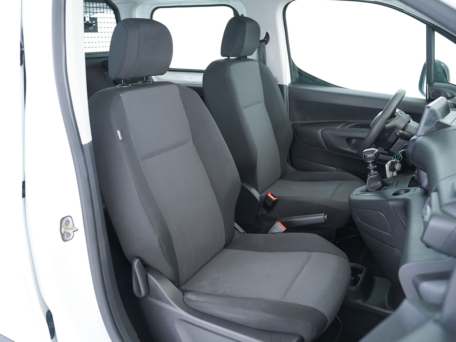 Peugeot Rifter Active Pack Business Std. BlueHDi 100