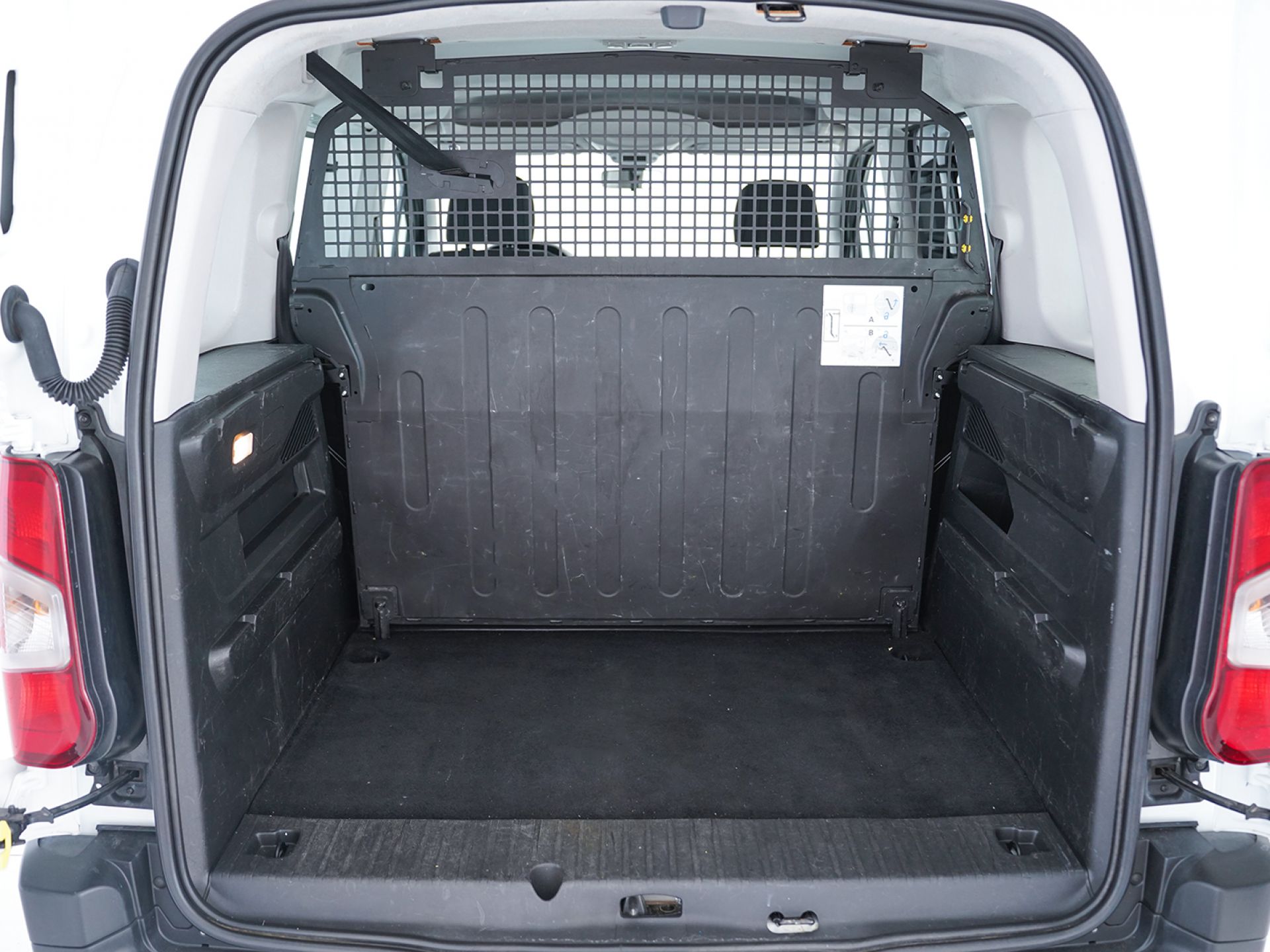 Peugeot Rifter Active Pack Business Std. BlueHDi 100