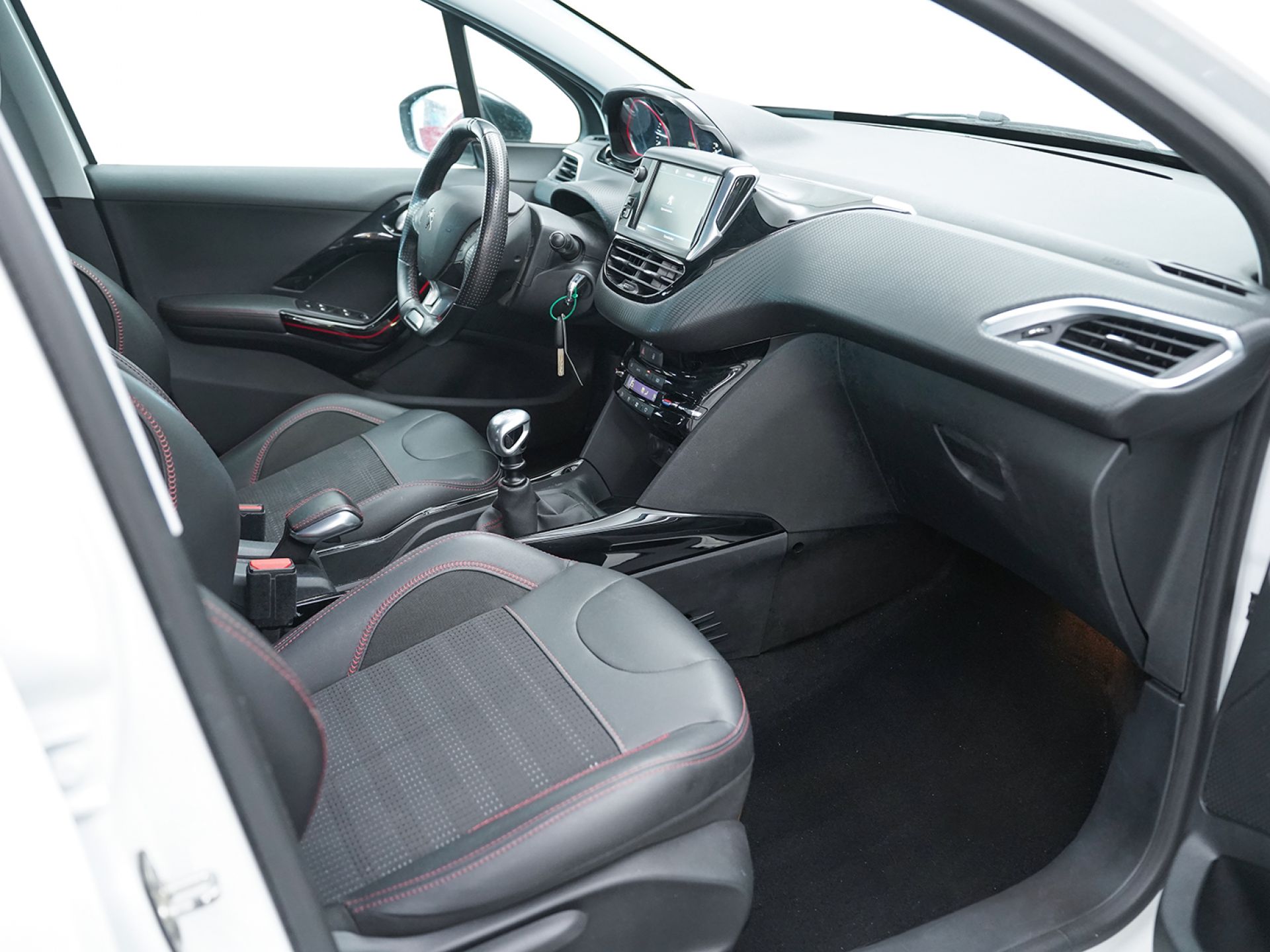 Peugeot 2008 Allure 1.2 PureTech 96KW (130CV)