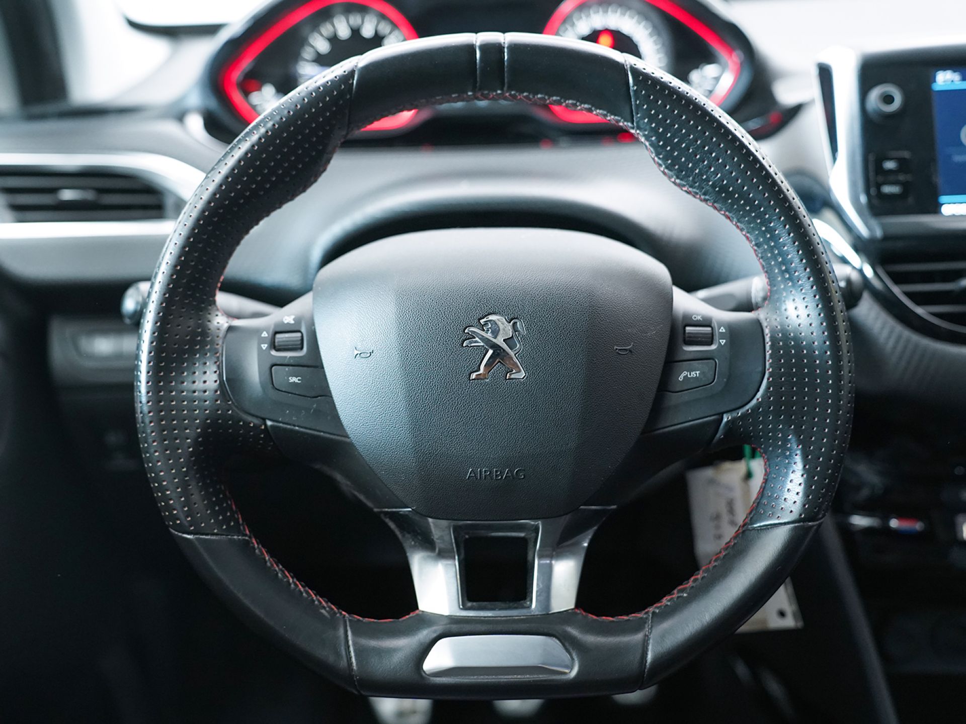 Peugeot 2008 Allure 1.2 PureTech 96KW (130CV)