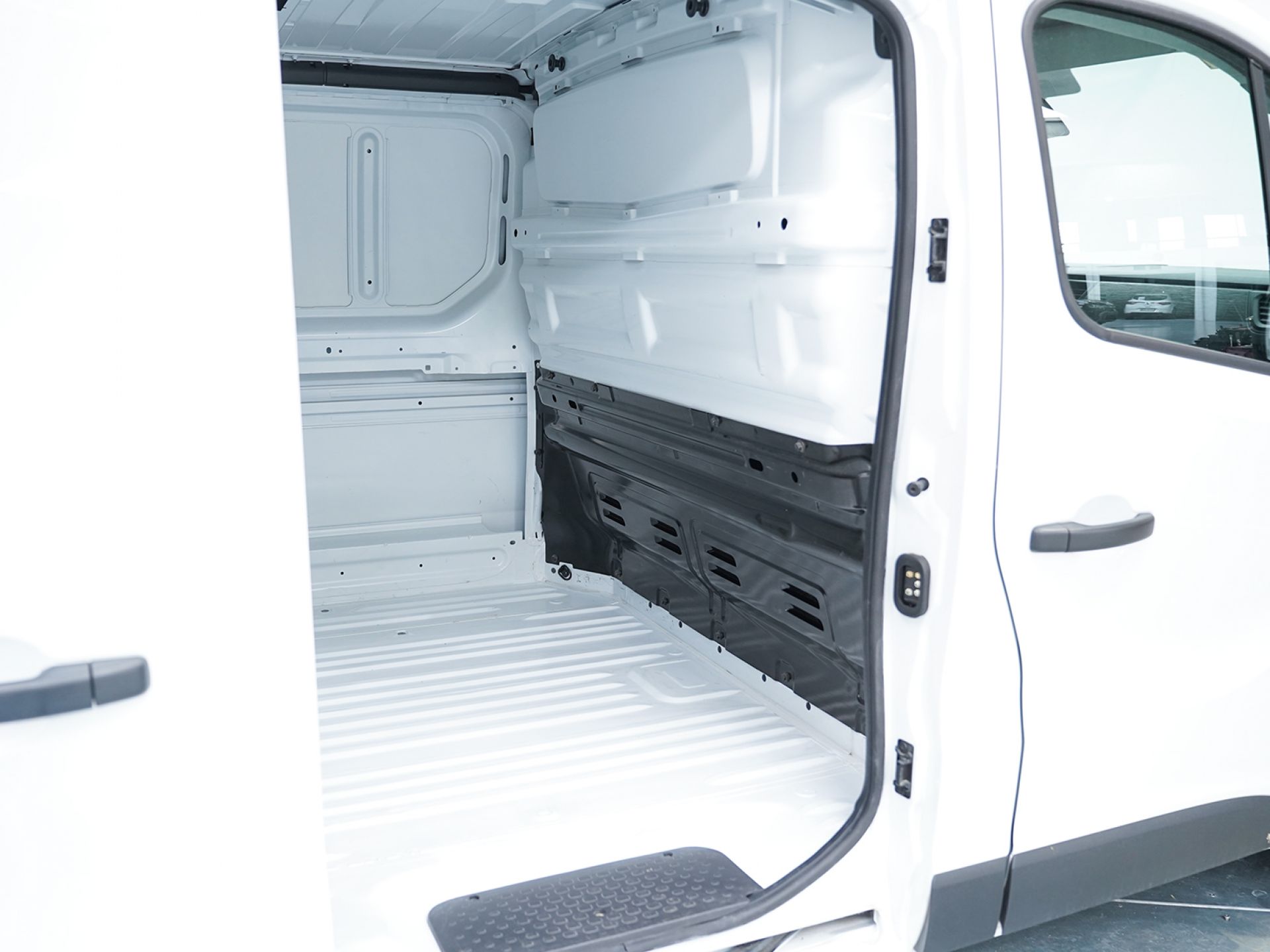 Renault Trafic Furgón L1H1 Blue dCi 96 Kw (130 CV) CUA