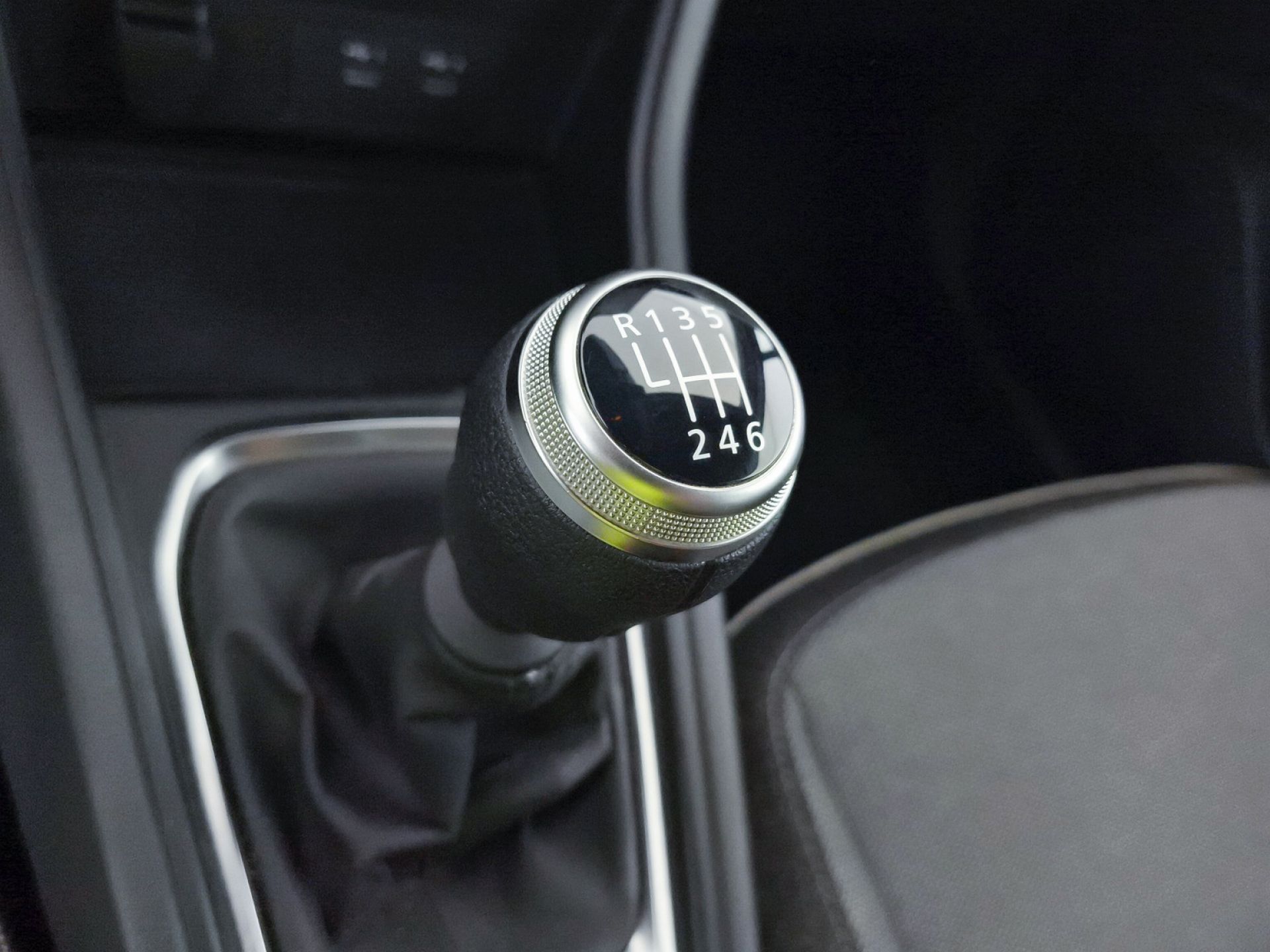 Renault Captur techno Eco-G 100cv (74 kW)