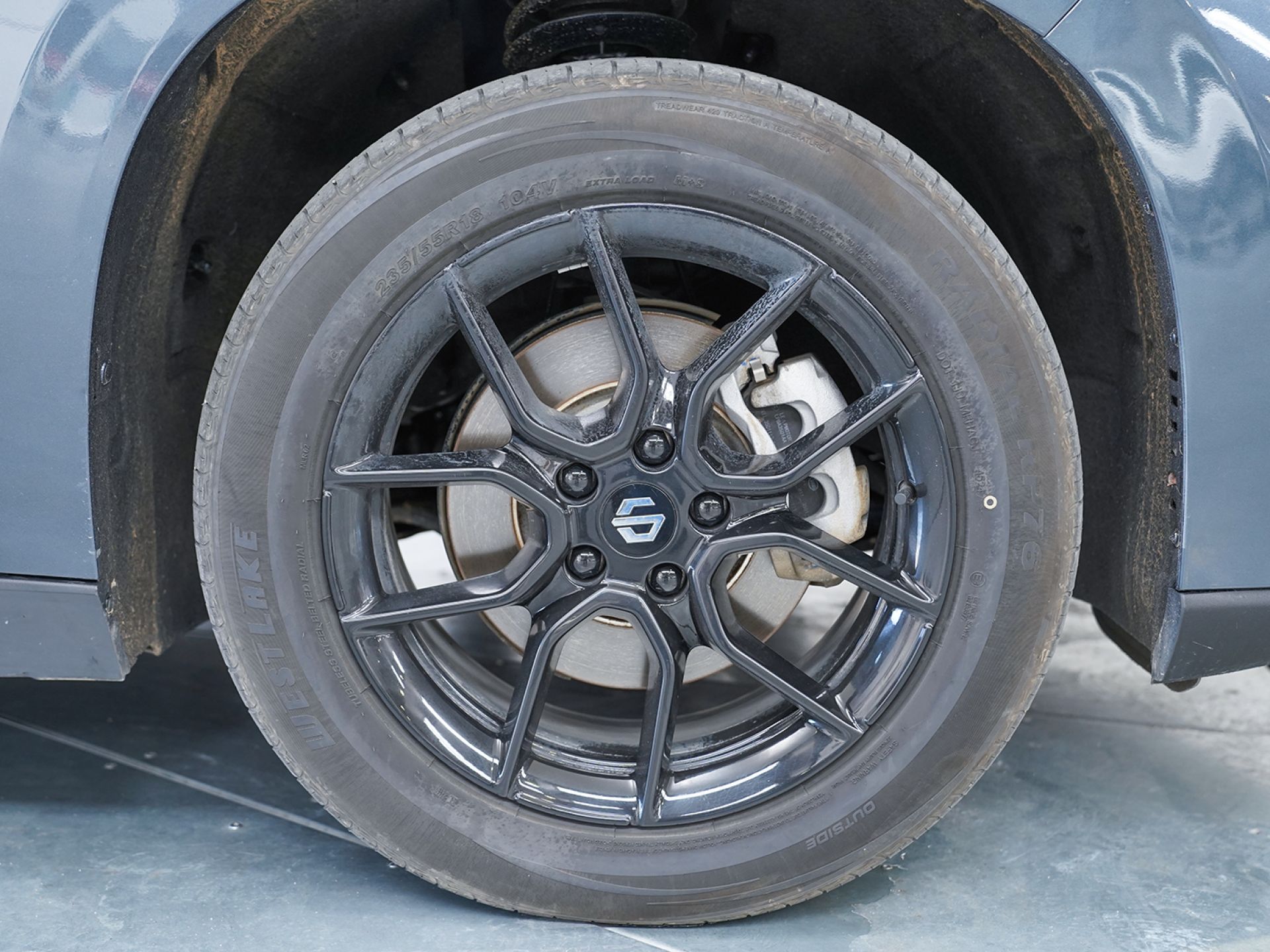 LeapMotor C10 C10 BEV 69.9kWh Design Auto