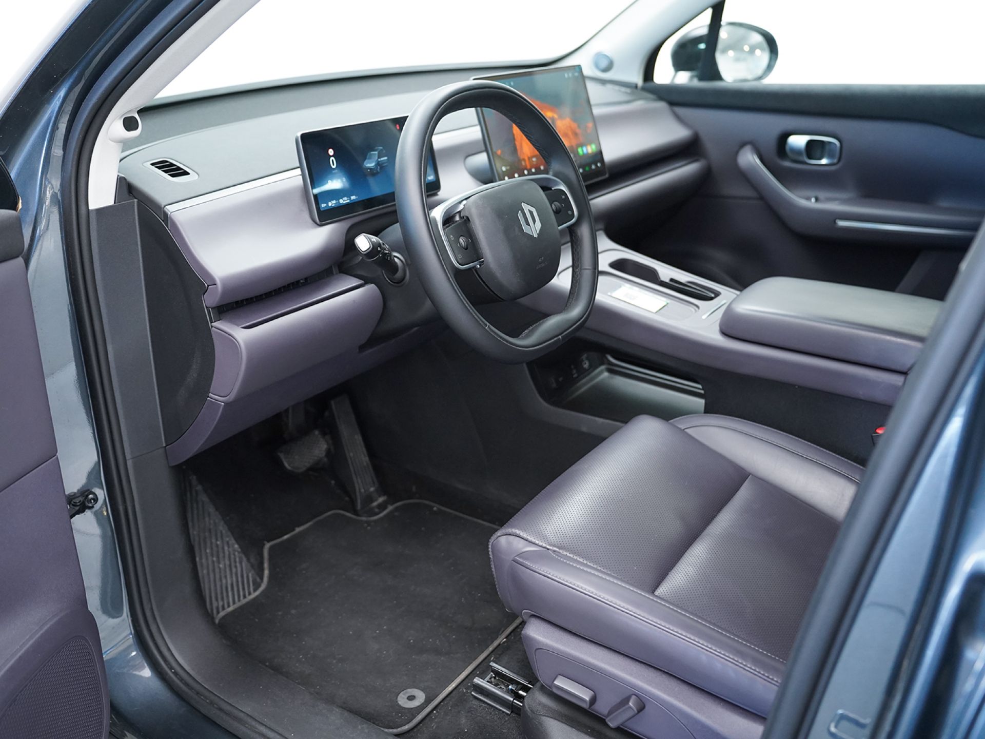 LeapMotor C10 C10 BEV 69.9kWh Design Auto