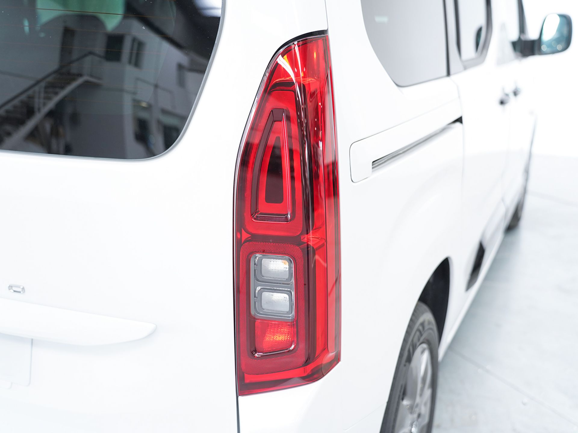 Opel Combo GS 130 Cv 1.5 Td S/S AT8 €6.4 ebis