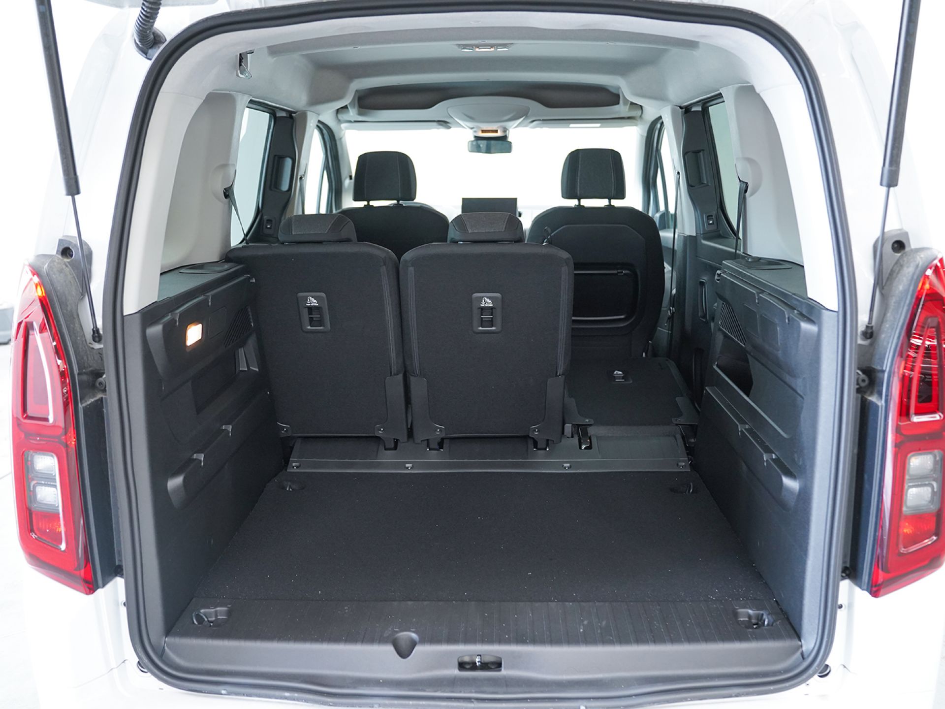 Opel Combo GS 130 Cv 1.5 Td S/S AT8 €6.4 ebis
