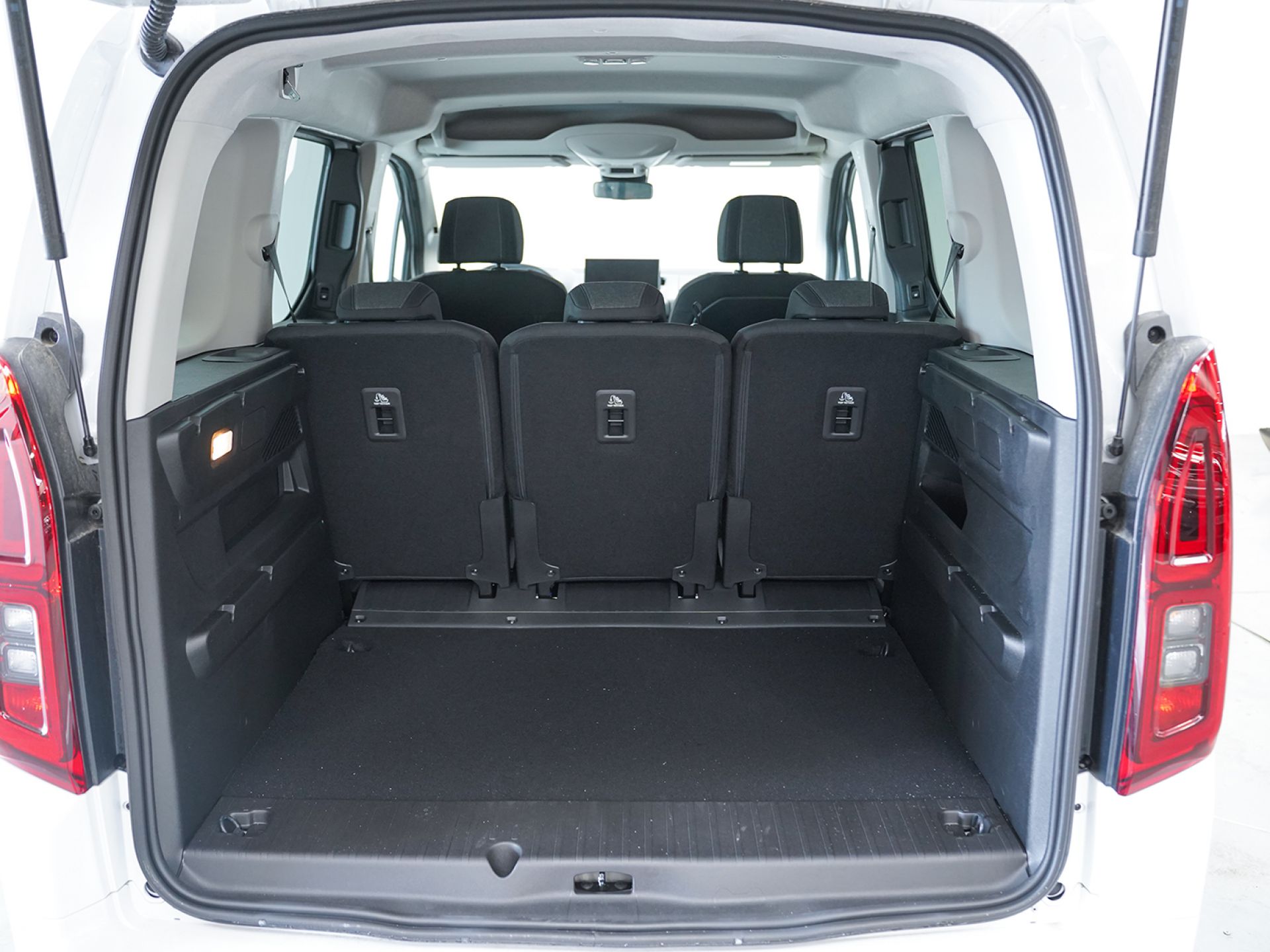 Opel Combo GS 130 Cv 1.5 Td S/S AT8 €6.4 ebis