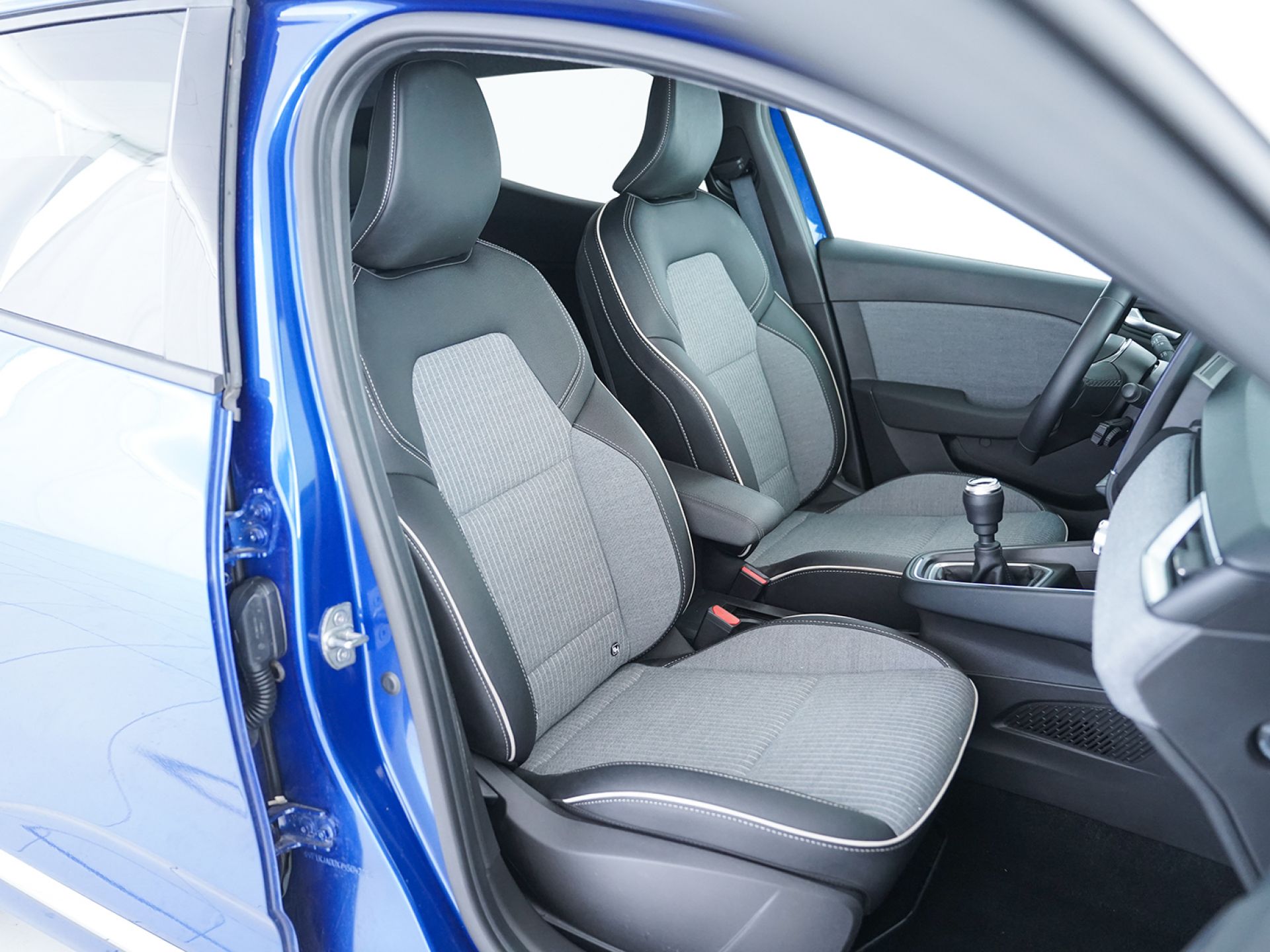 Renault Clio techno Eco-G 100cv (74kW)