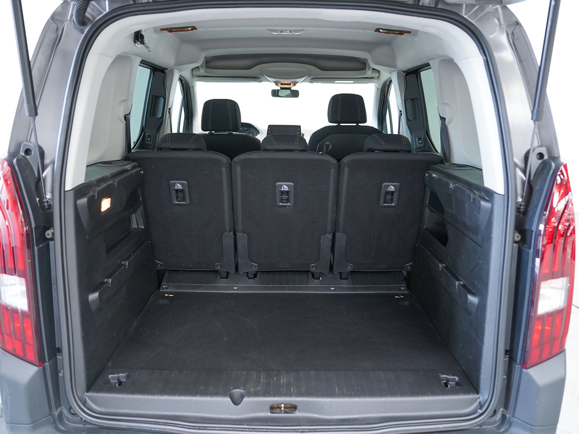 Peugeot Rifter GT Business Stand. BlueHDi 130 S&S Man