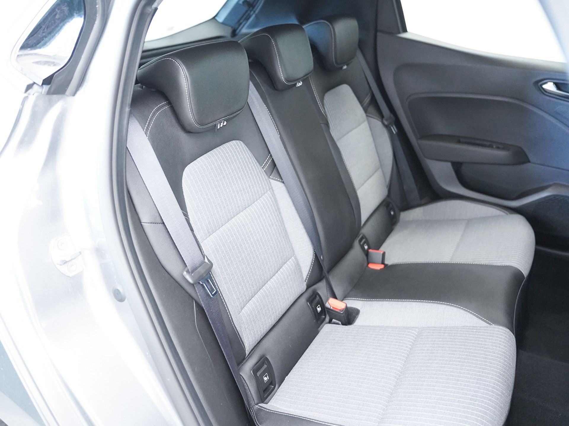 Renault Clio Techno TCe 90 (67kw)