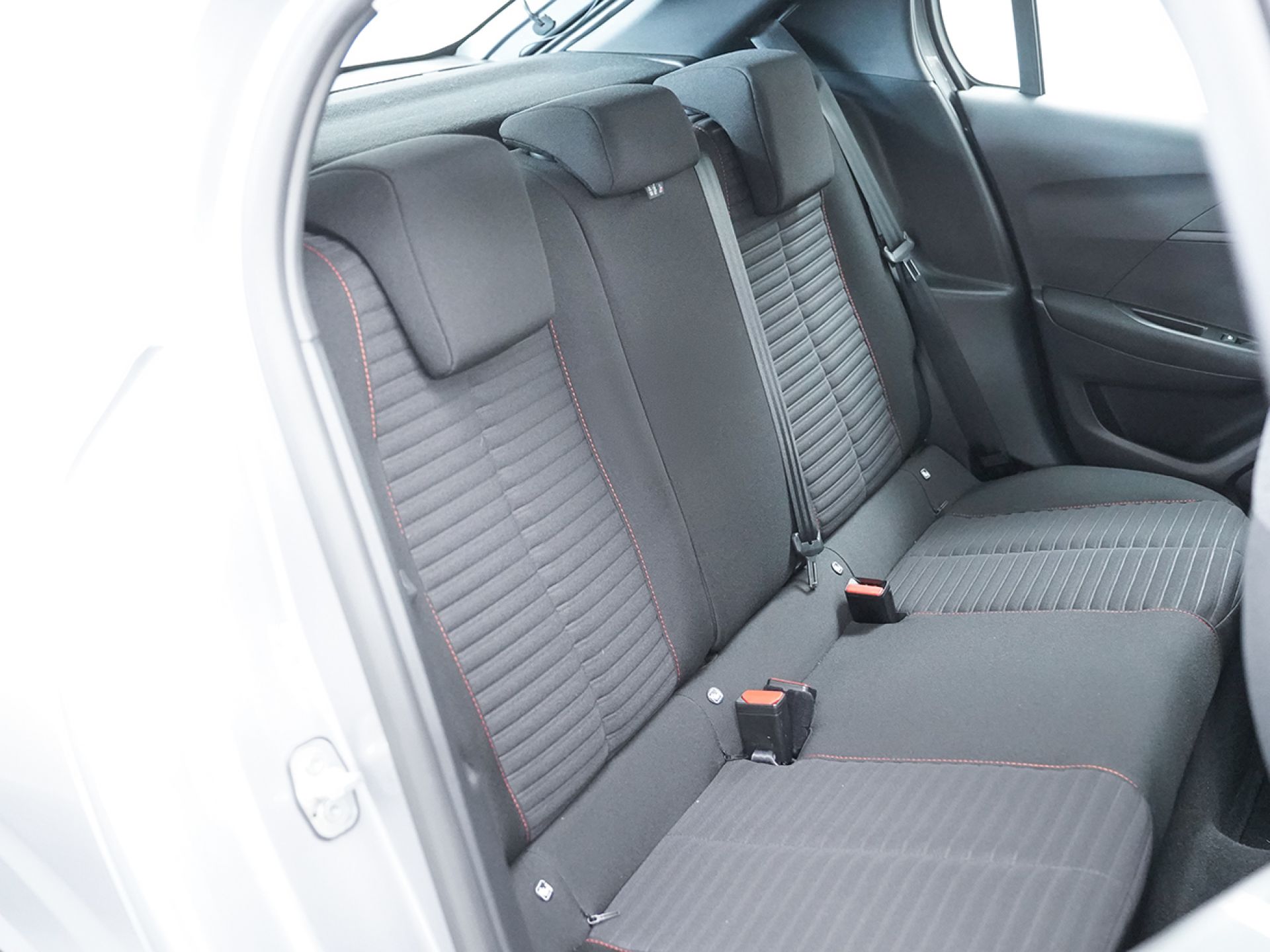 Peugeot 208 BlueHDi 73kW (100CV) Active Pack
