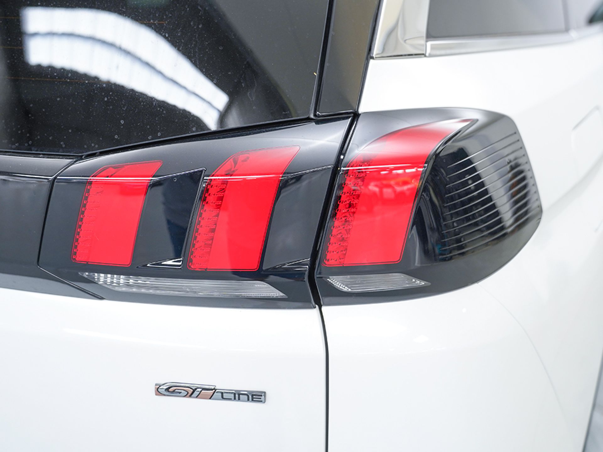 Peugeot 5008 GT-Line 1.2L PureTech 96kW (130CV) EAT8