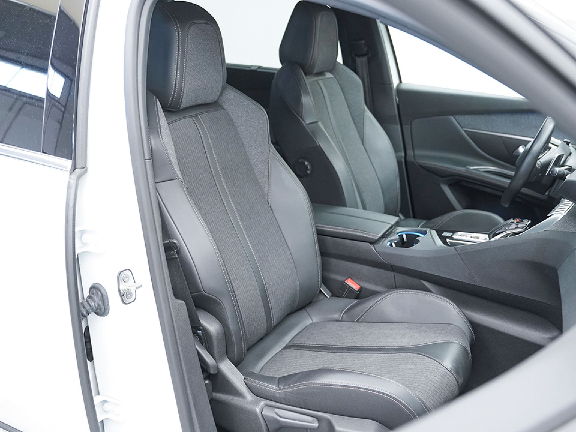 Peugeot 5008 GT-Line 1.2L PureTech 96kW (130CV) EAT8