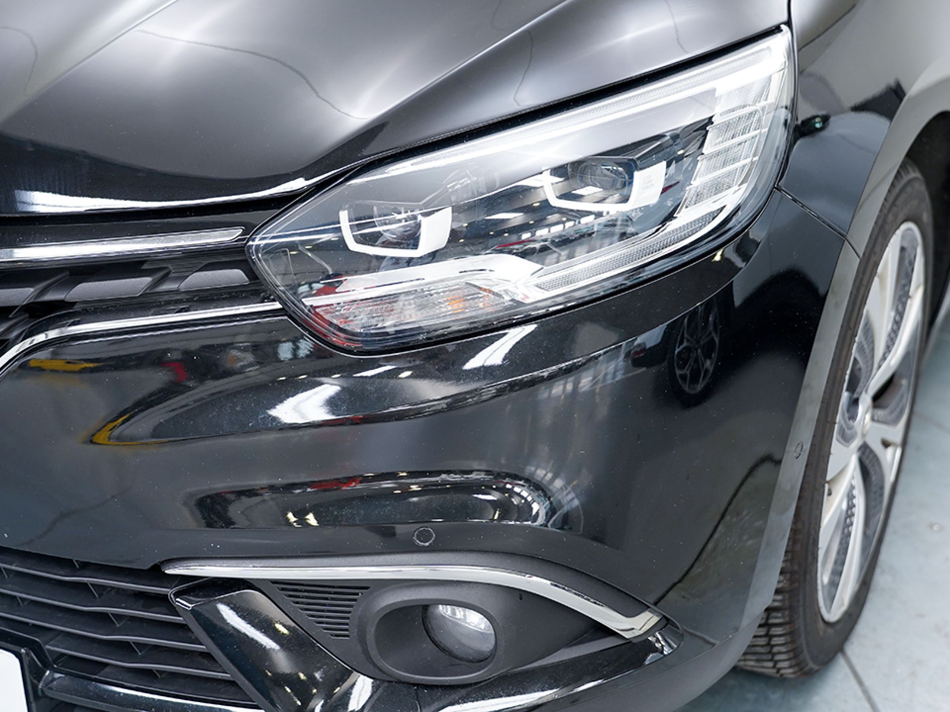 Renault Grand Scenic Zen GPF TCe 118kW (160CV) - 18