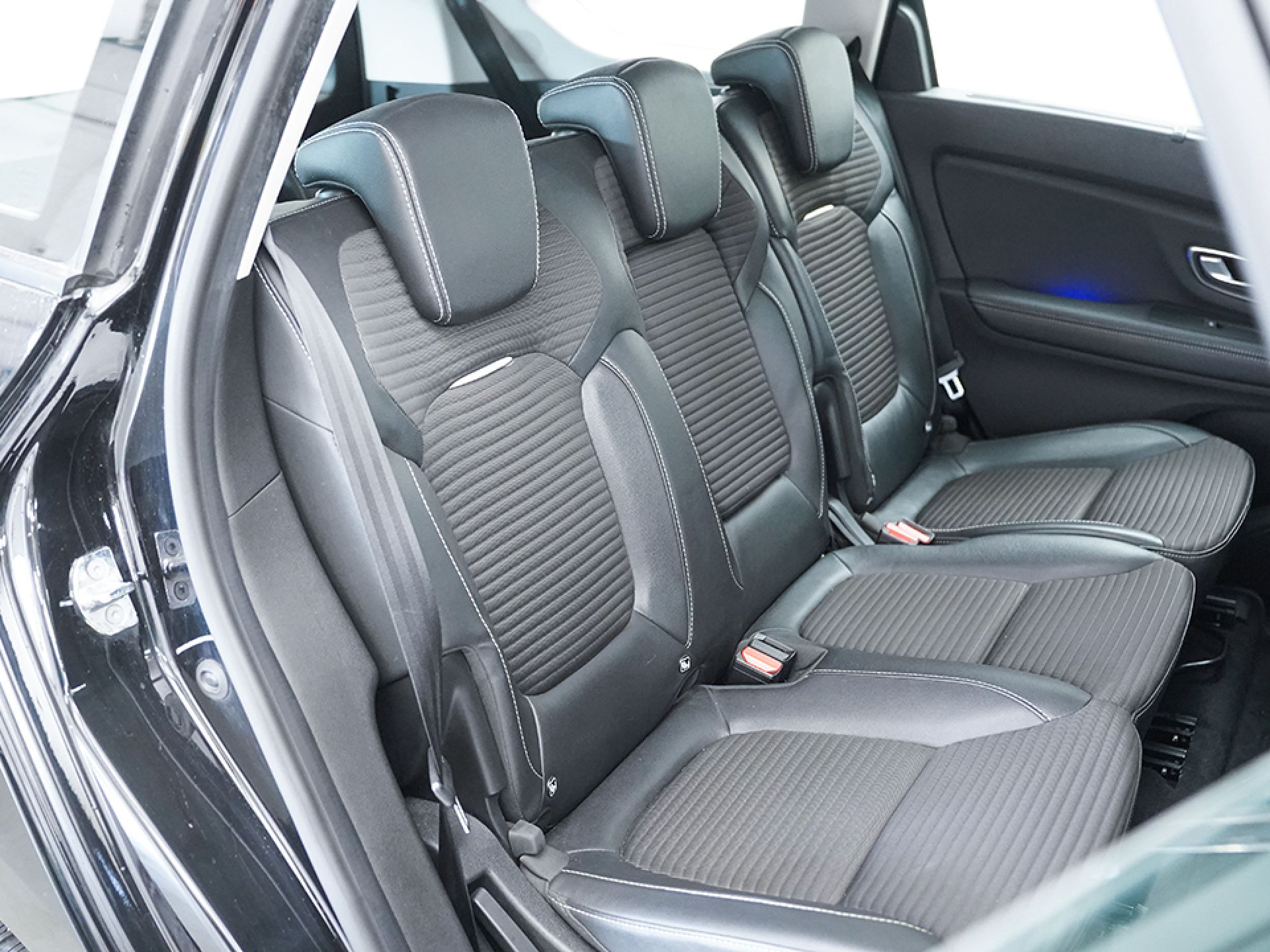 Renault Grand Scenic Zen GPF TCe 118kW (160CV) - 18