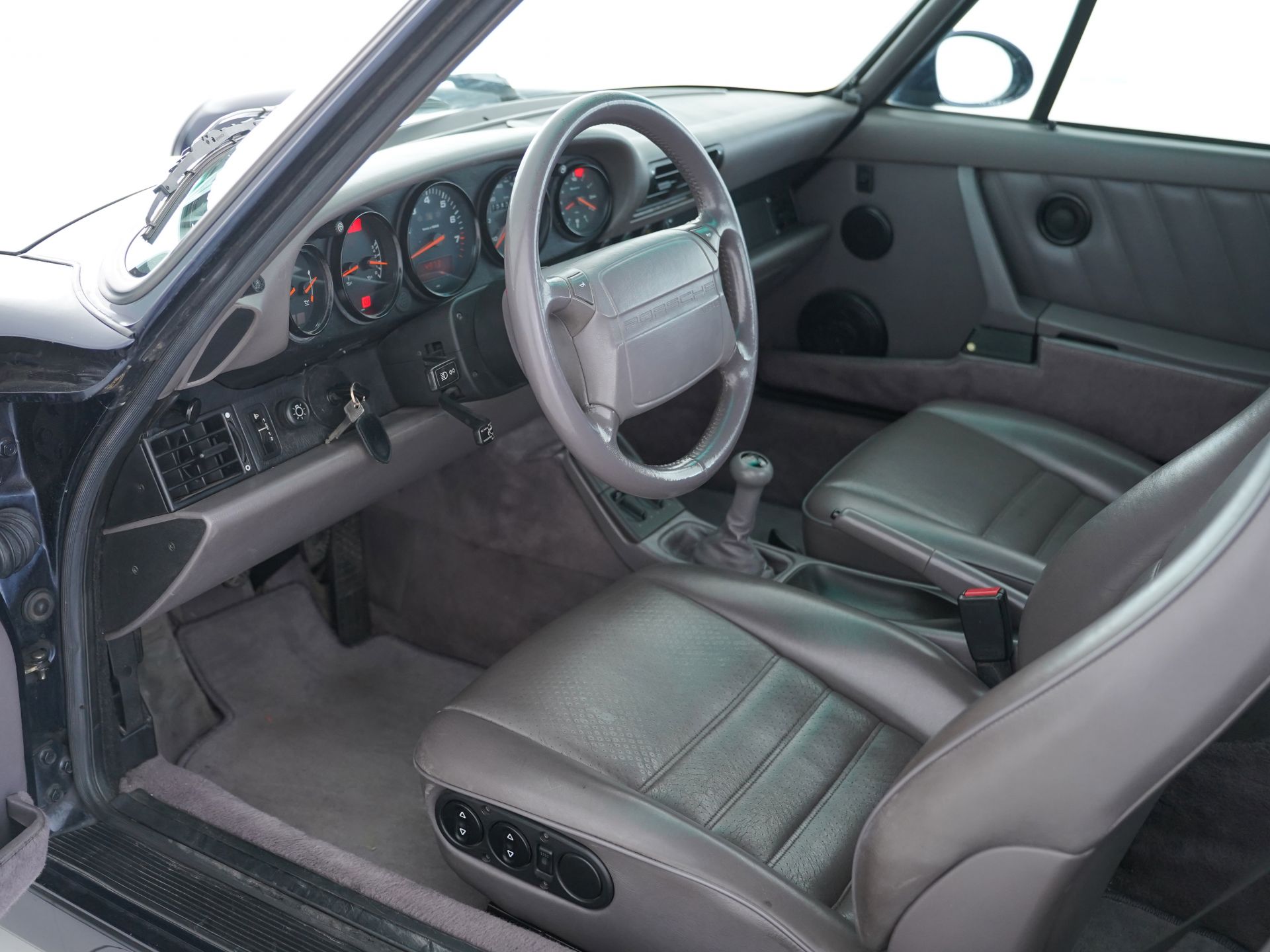 Porsche 911 964 carrera 4