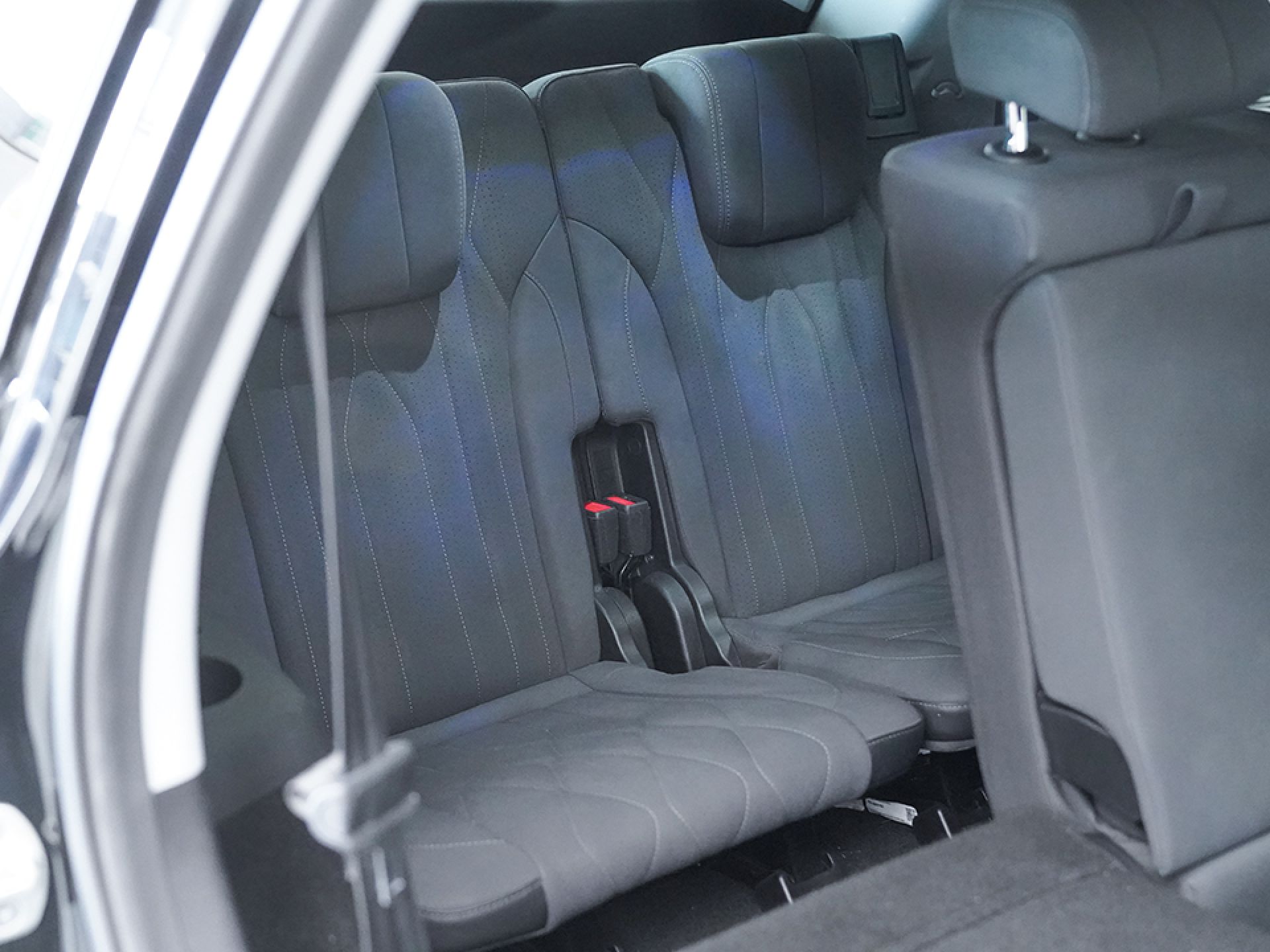 Ebro S800 1.6 TGDI Luxury 7 DCT