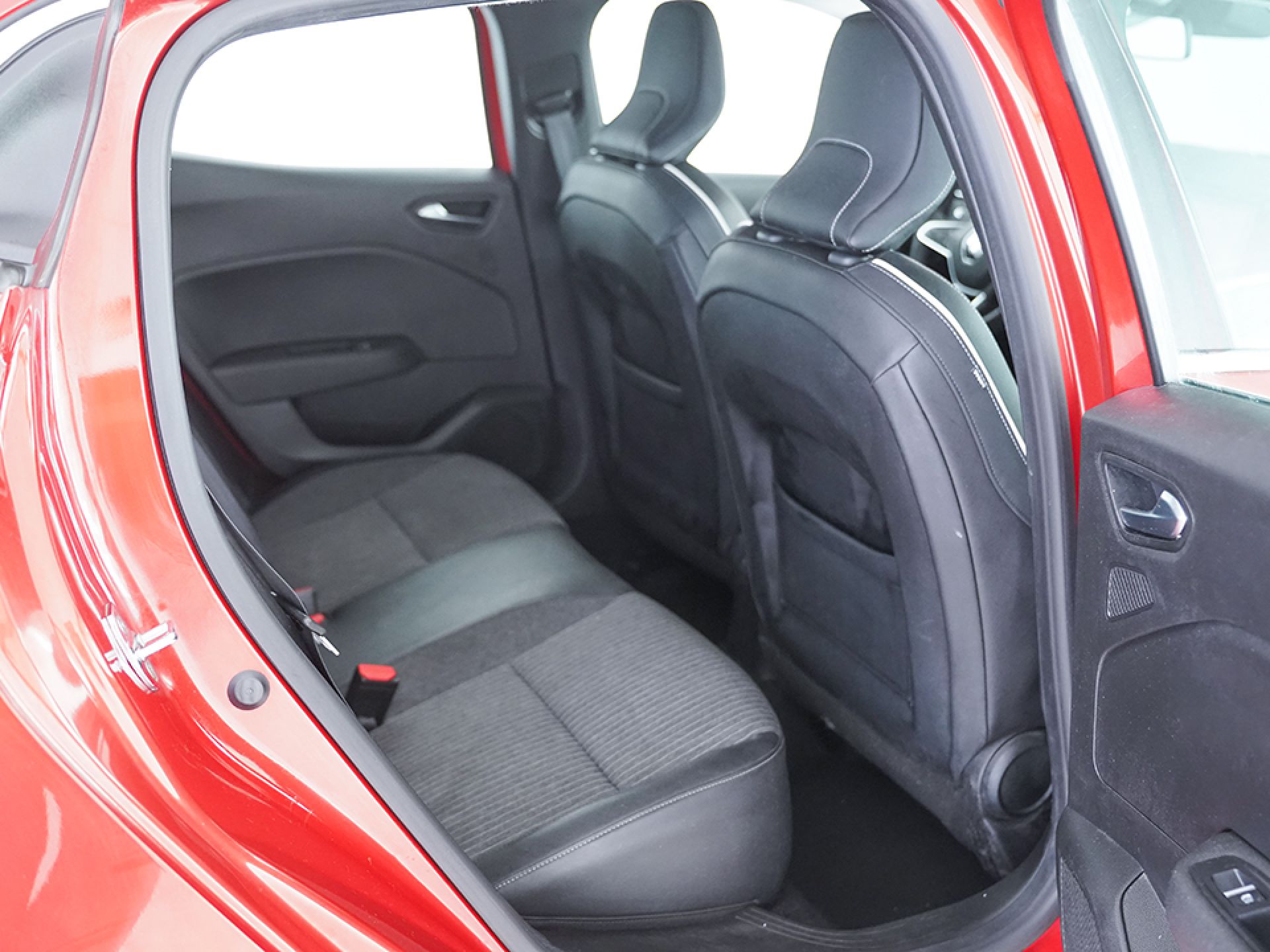 Renault Clio Zen TCe 67 kW (91CV)
