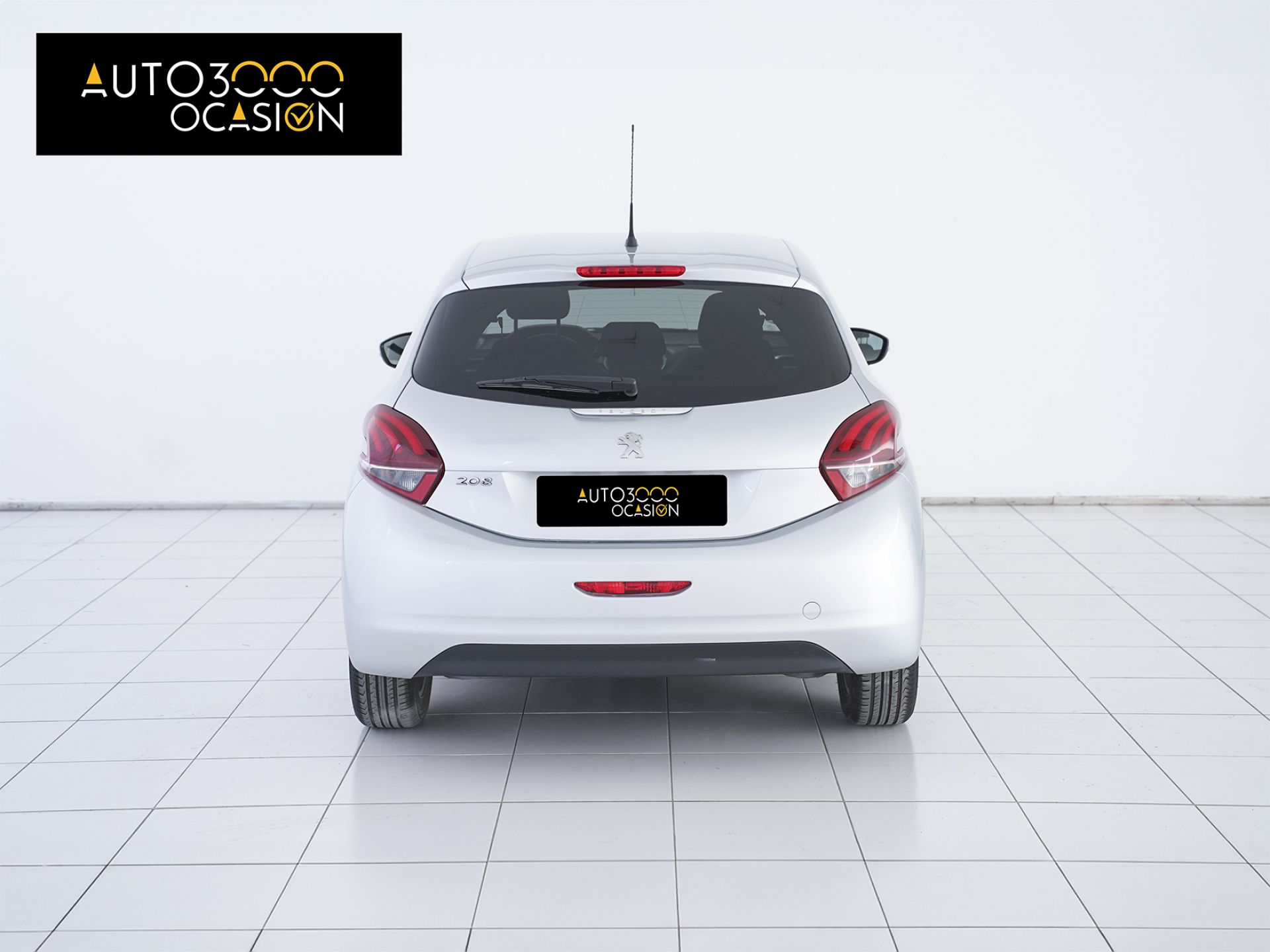 Peugeot 208 5P STYLE 1.2L PureTech 60KW (82CV)
