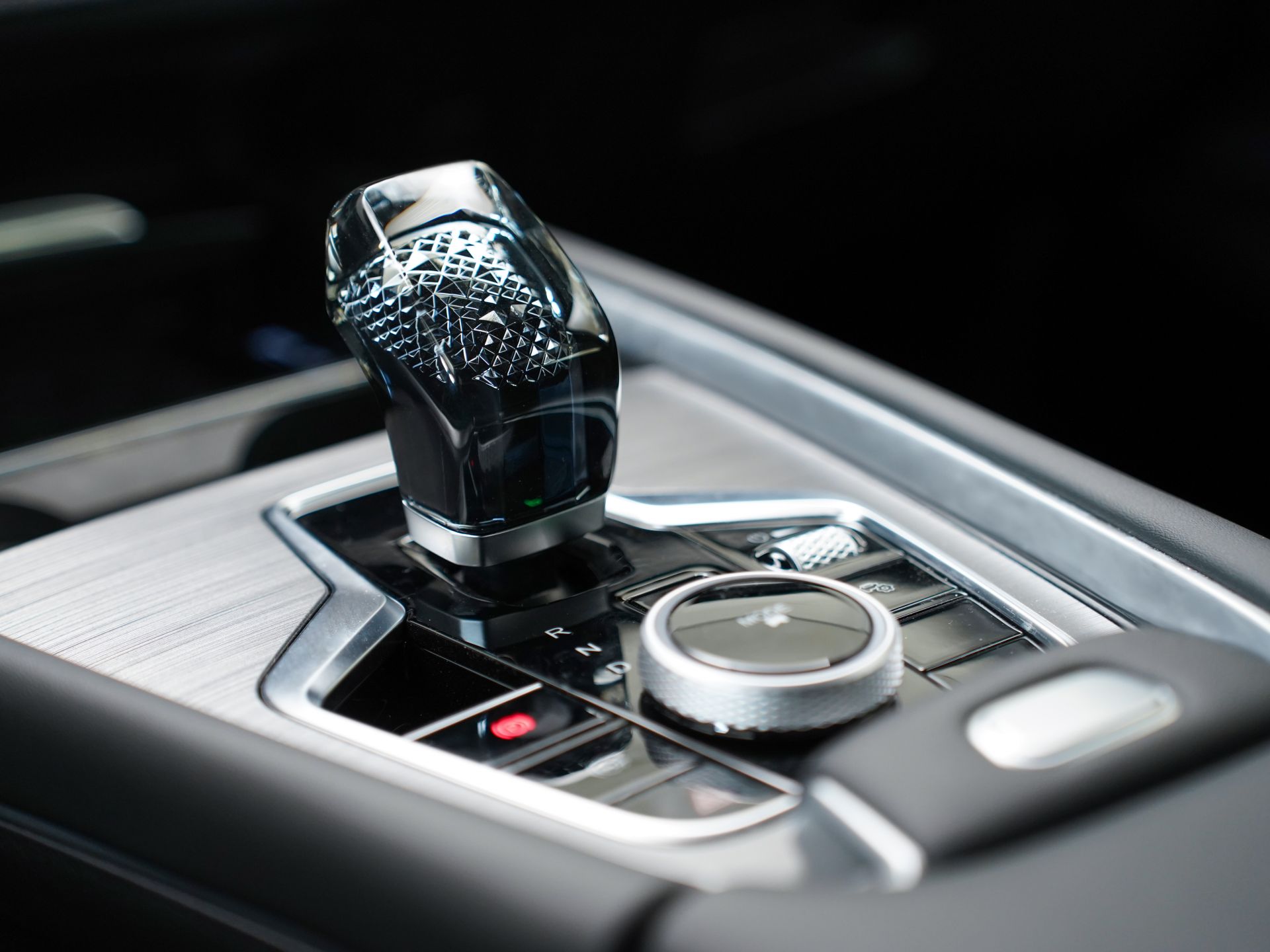 Ebro S700 1.6 TGDI Luxury 7 DCT