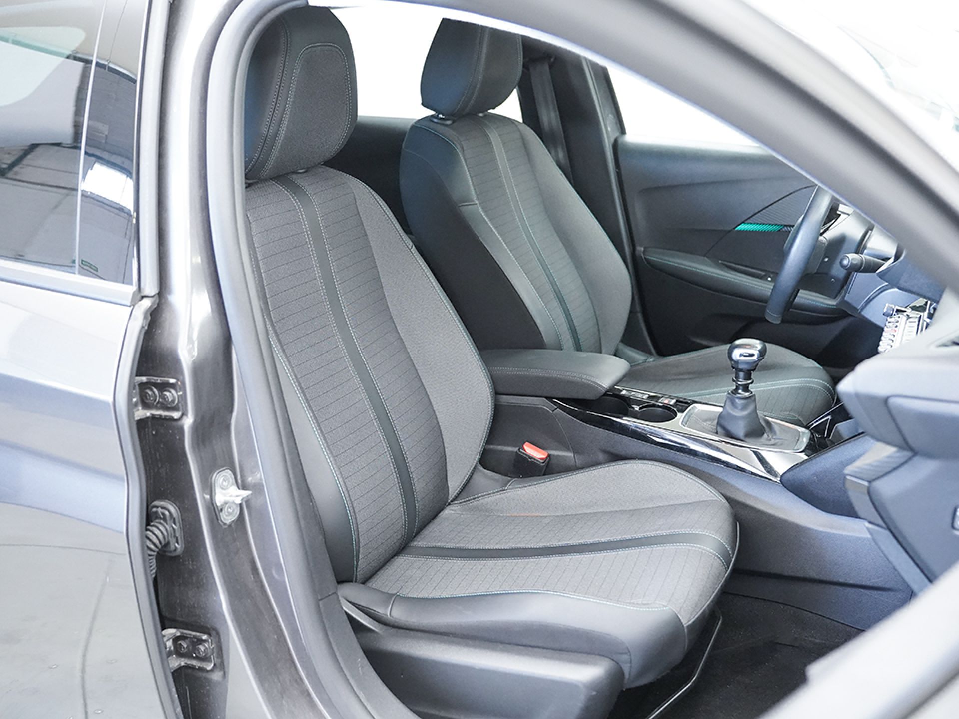 Peugeot 208 PureTech 73kW (100CV) Allure