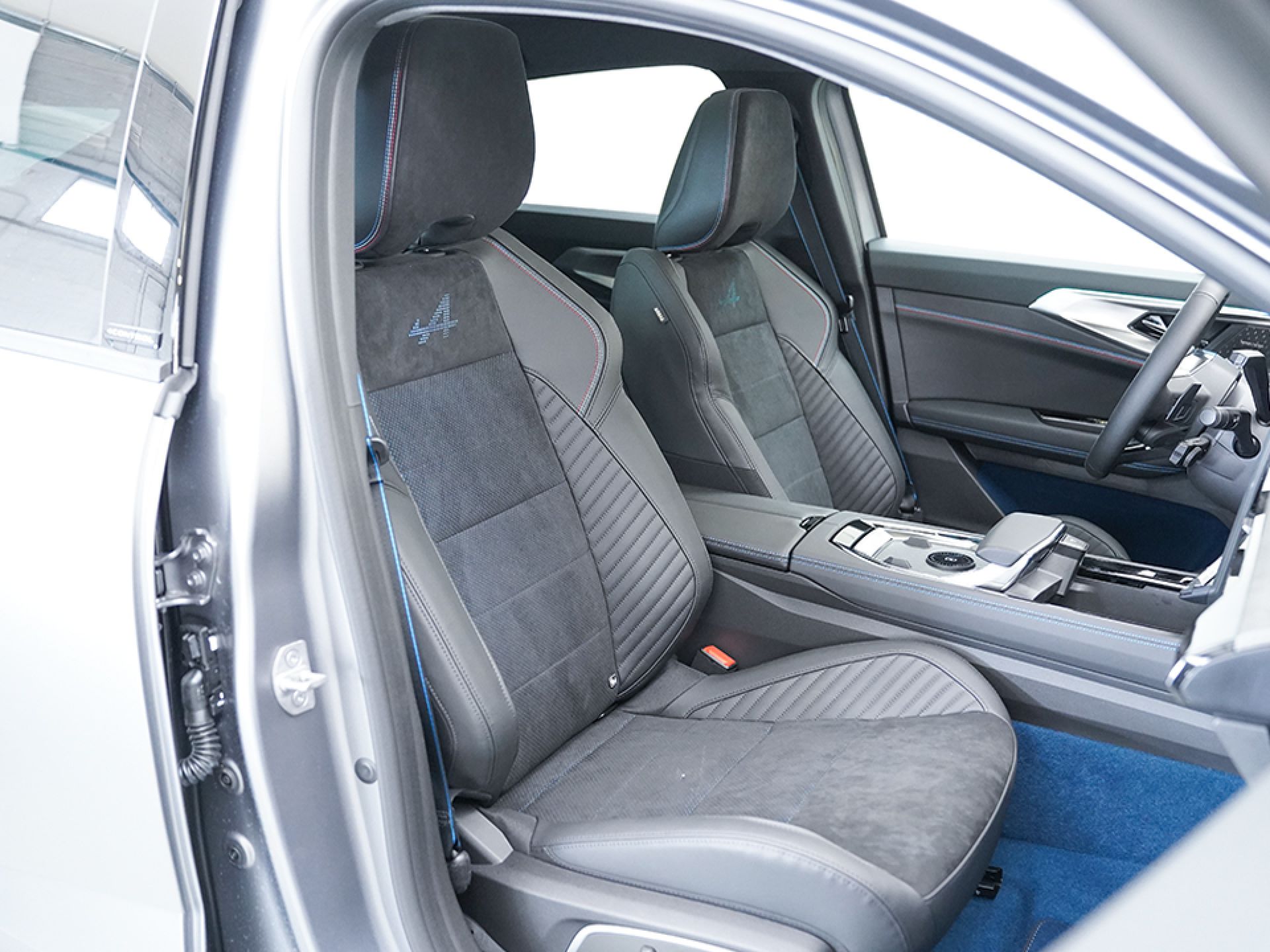 Renault Rafale Atelier Alpine hyper hybrid E-Tech 4x4 300CV (221kW)