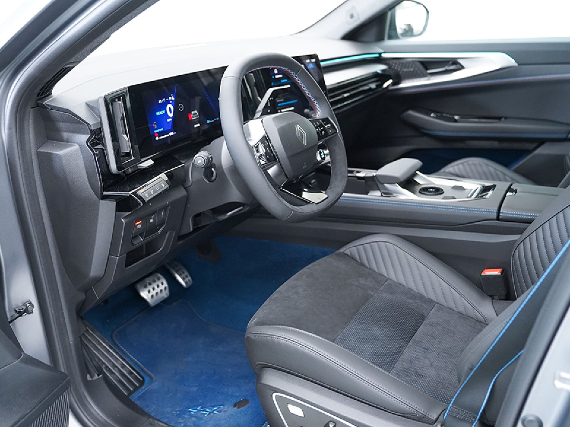 Renault Rafale Atelier Alpine hyper hybrid E-Tech 4x4 300CV (221kW)