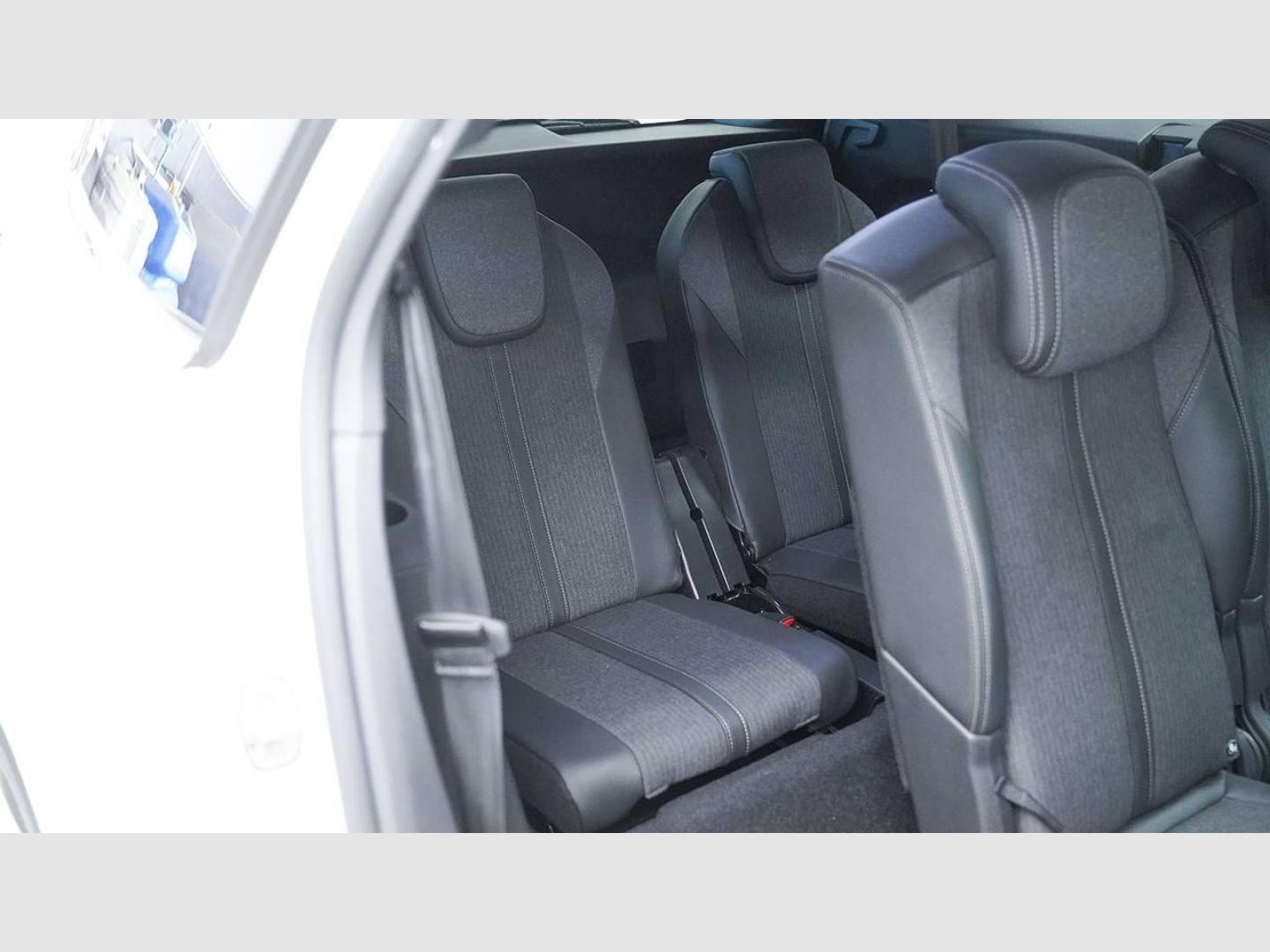Peugeot 5008 GT-Line 1.2L PureTech 96kW (130CV) EAT8 GT Line