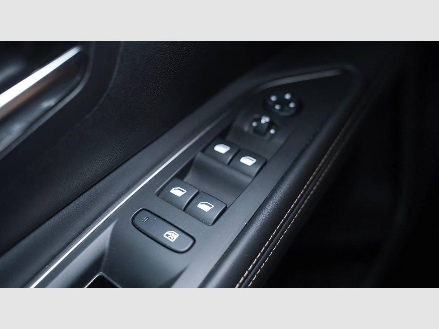 Peugeot 5008 GT-Line 1.2L PureTech 96kW (130CV) EAT8 GT Line