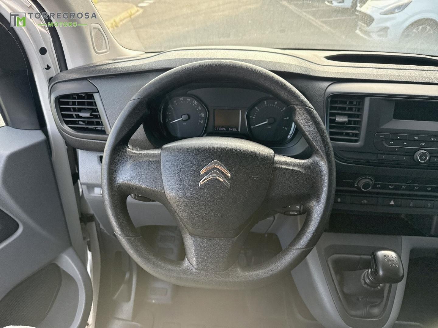 imagen swiper vehículo 11