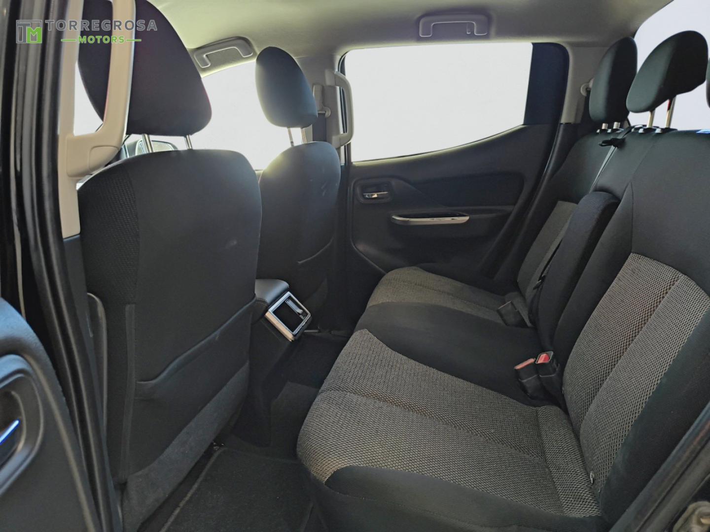 imagen swiper vehículo 15