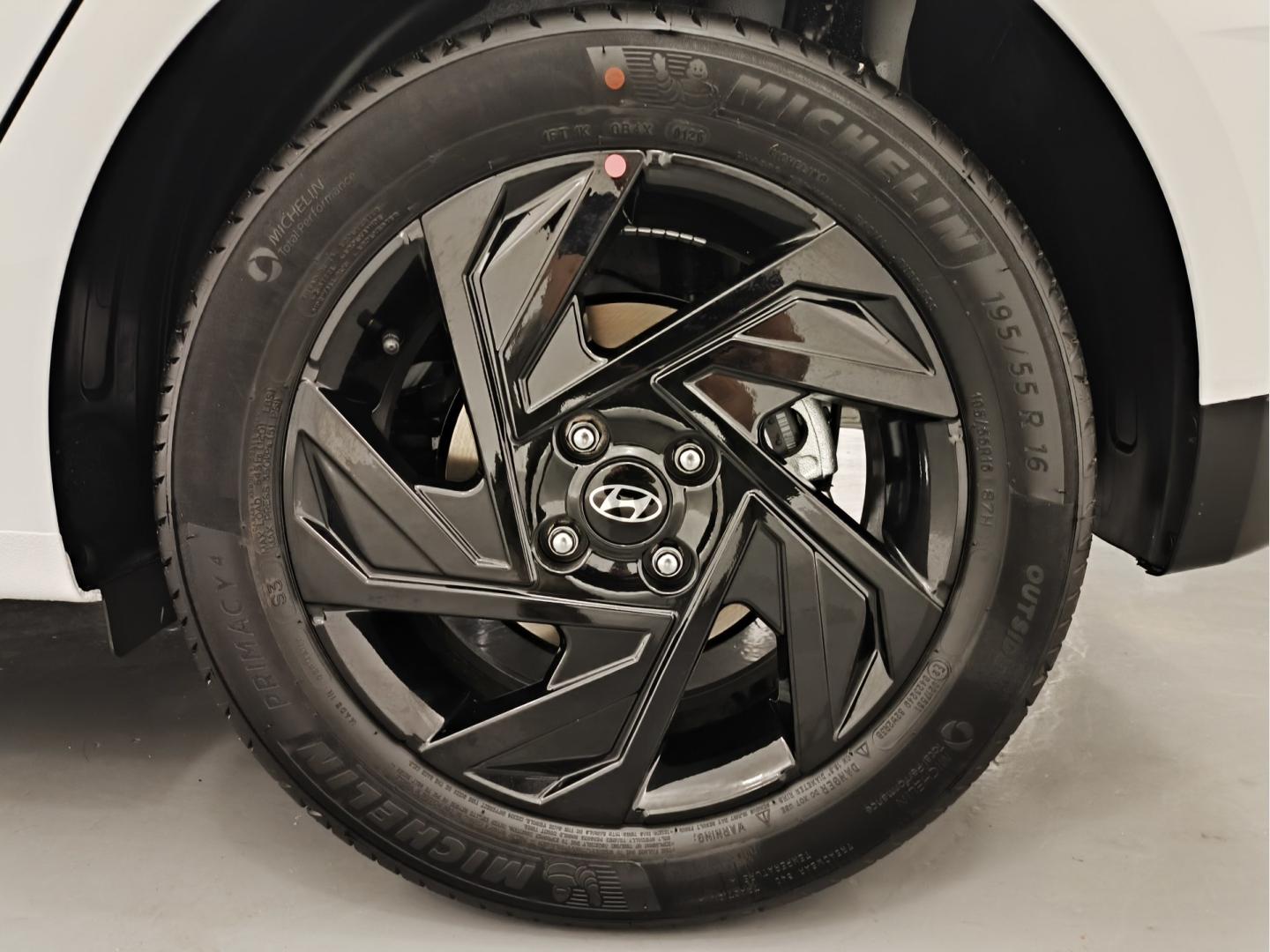 Hyundai i20 1.0 T 90CV Black Line