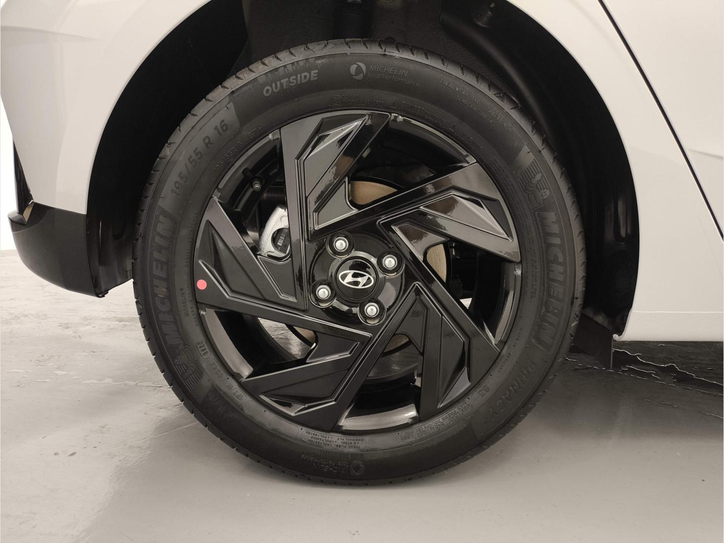 Hyundai i20 1.0 T 90CV Black Line
