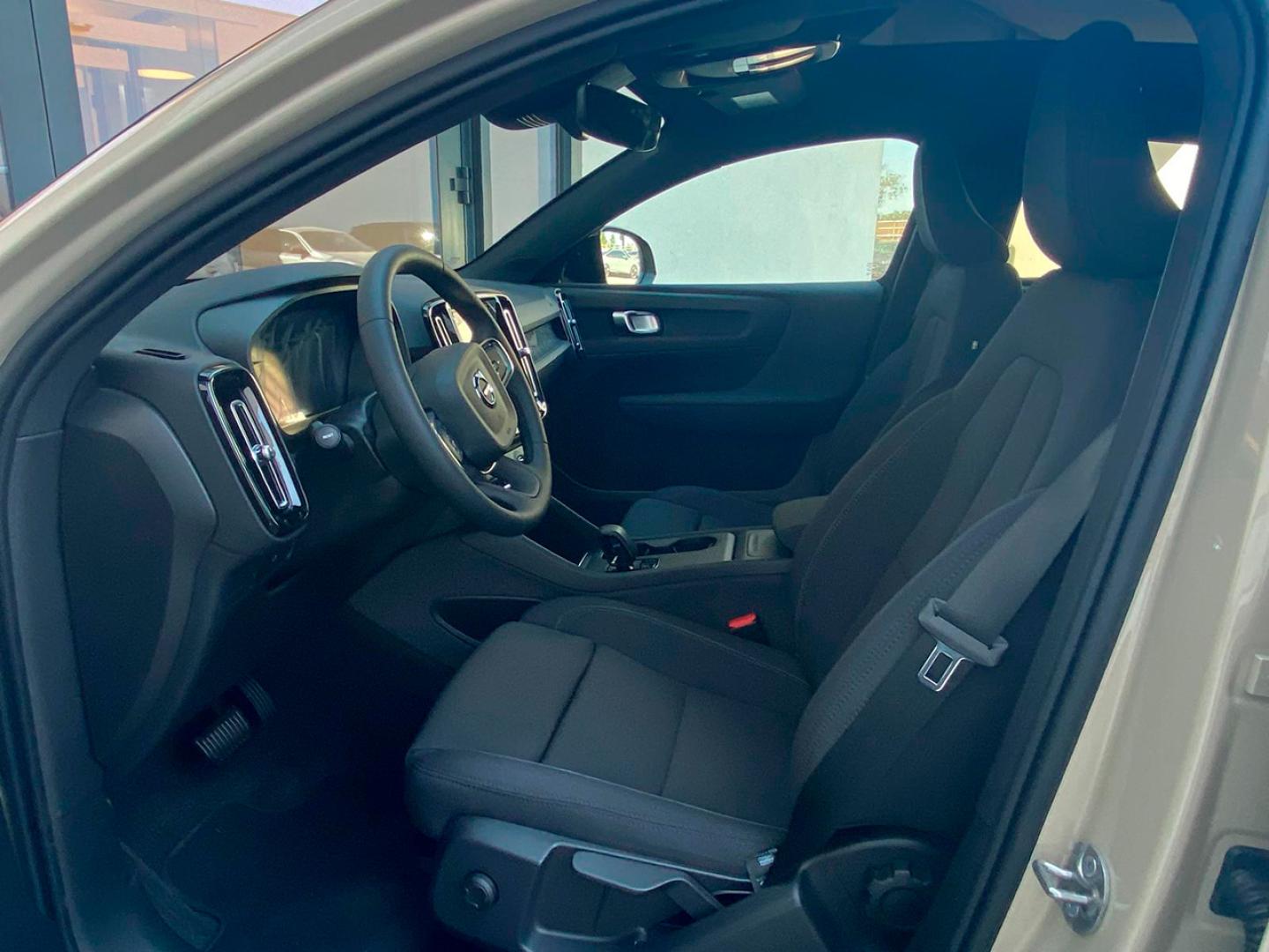 Volvo EC40 Single Motor Extended Range Plus