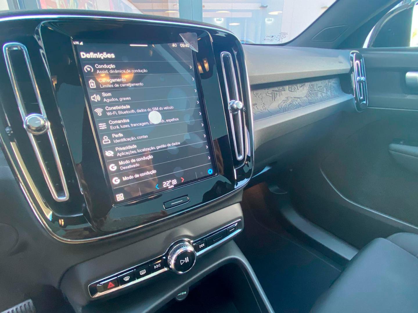 Volvo EC40 Single Motor Extended Range Plus