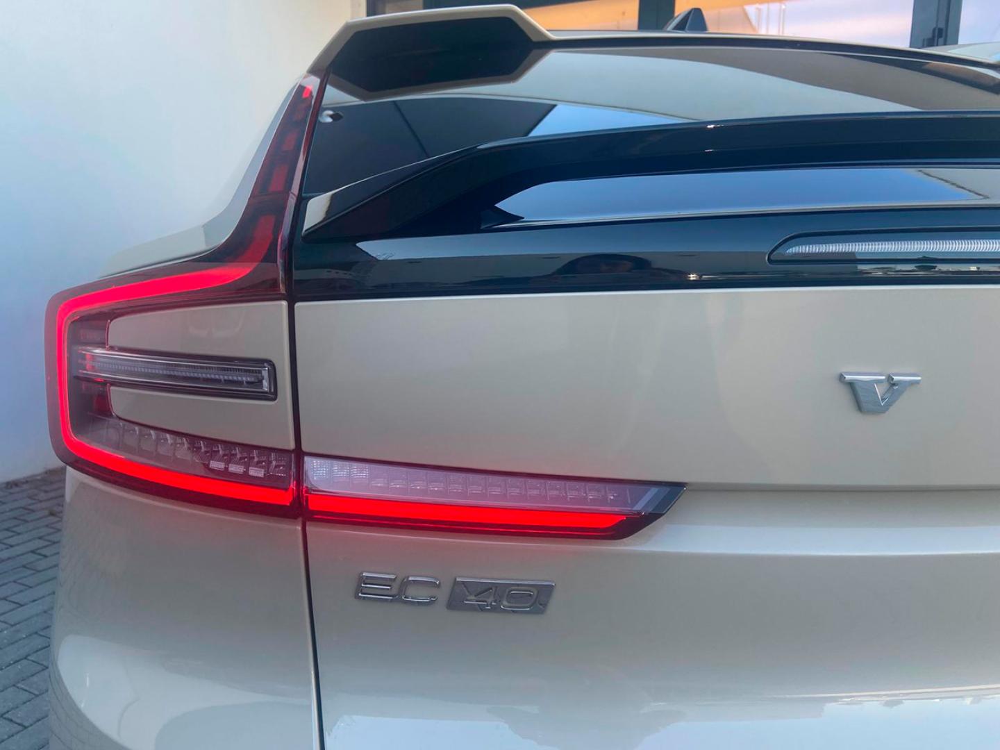 Volvo EC40 Single Motor Extended Range Plus