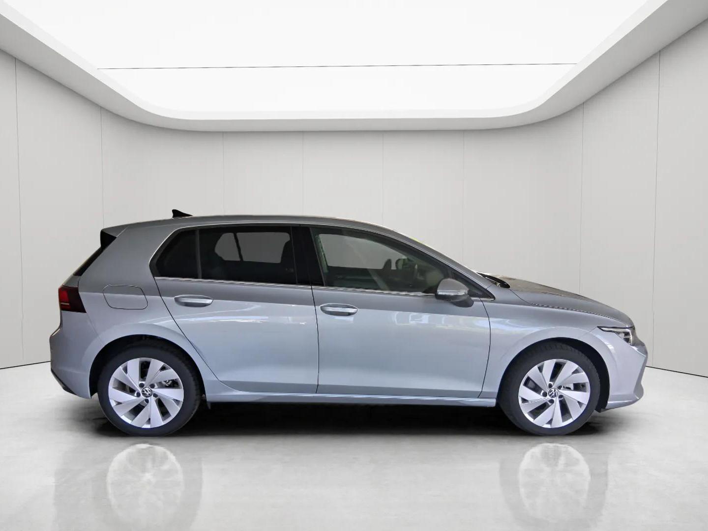 Volkswagen Golf 1.5 eTSI 115cv STYLE DSG Variant