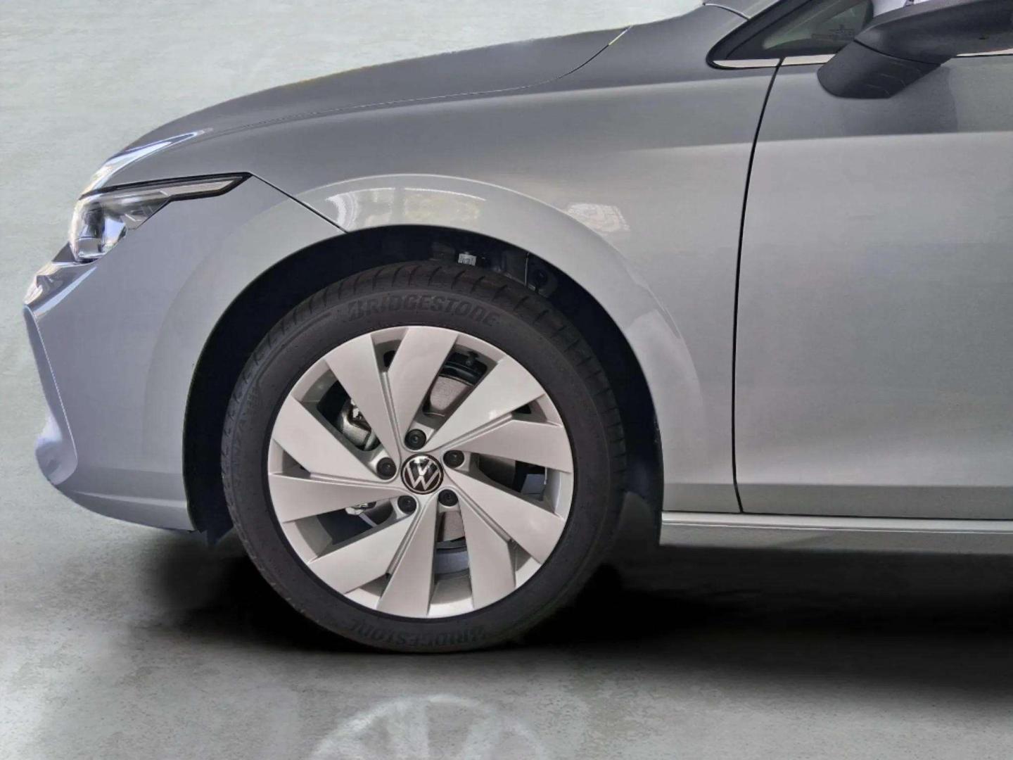 Volkswagen Golf 1.5 eTSI 115cv STYLE DSG Variant