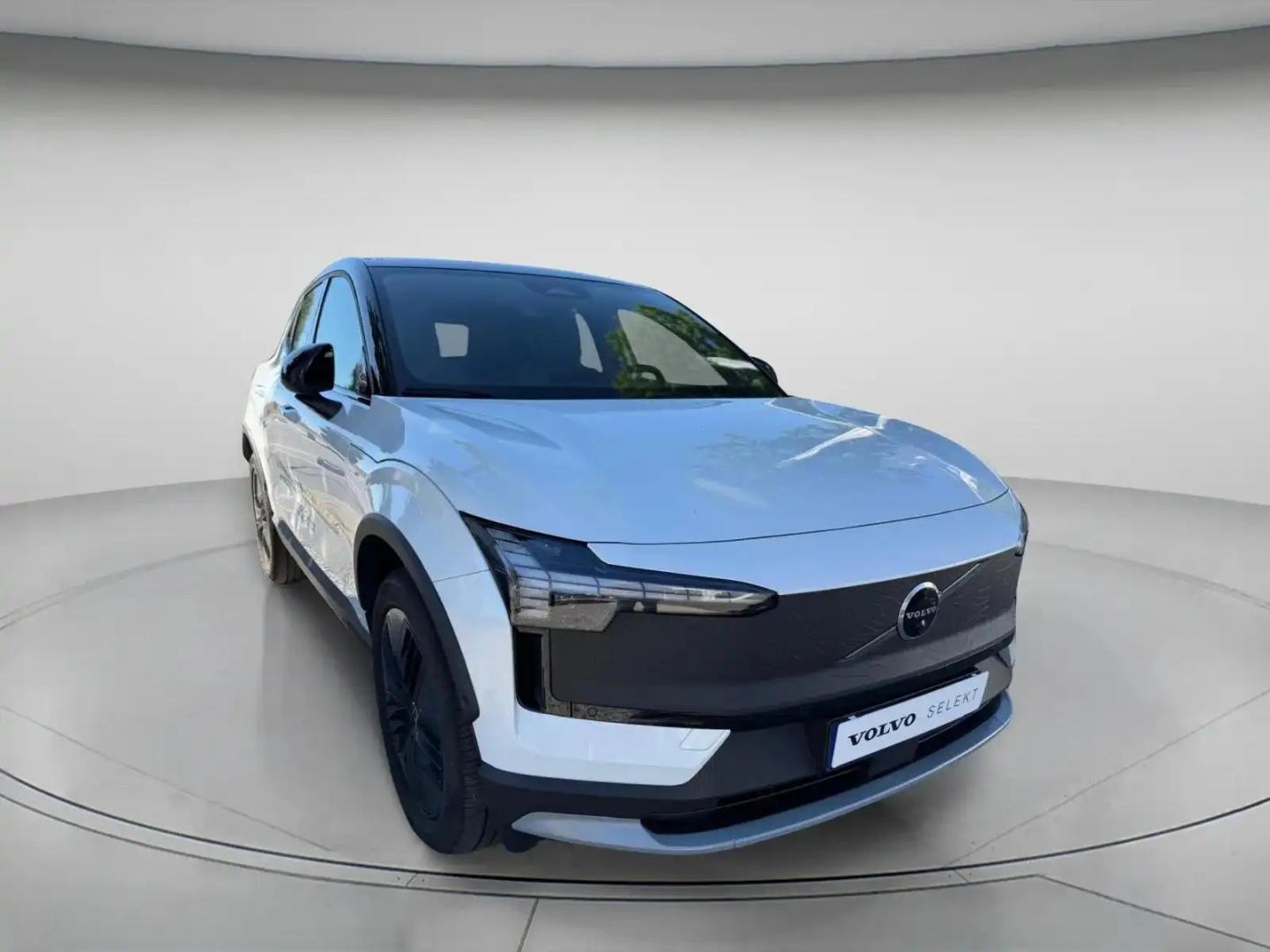 Volvo EX30 Cross Country 69 kWh Twin Motor Performance Ultra AWD
