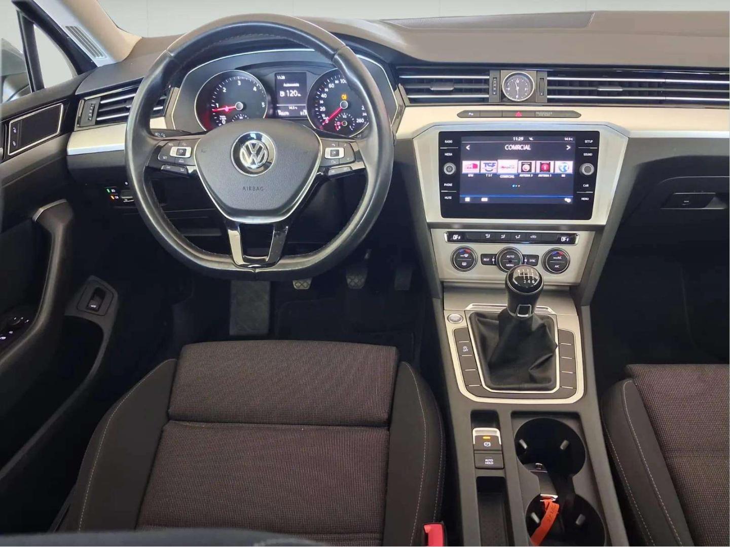 Volkswagen Passat 1.6 TDI CONFORTLINE VARIANT