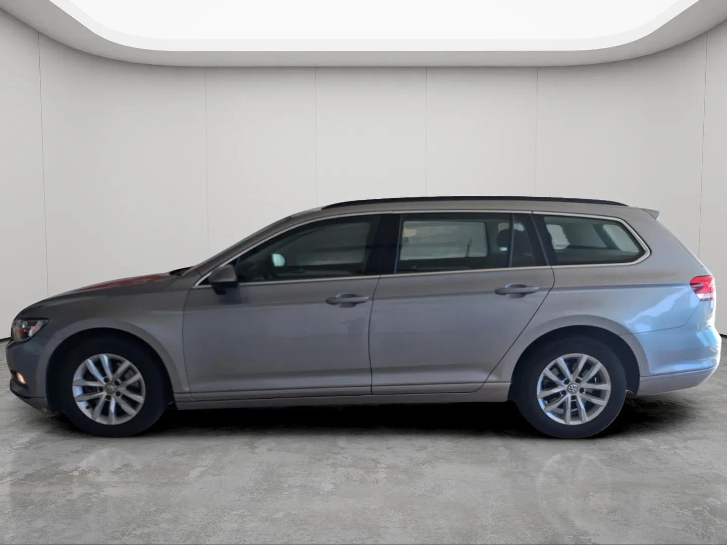 Volkswagen Passat 1.6 TDI CONFORTLINE VARIANT