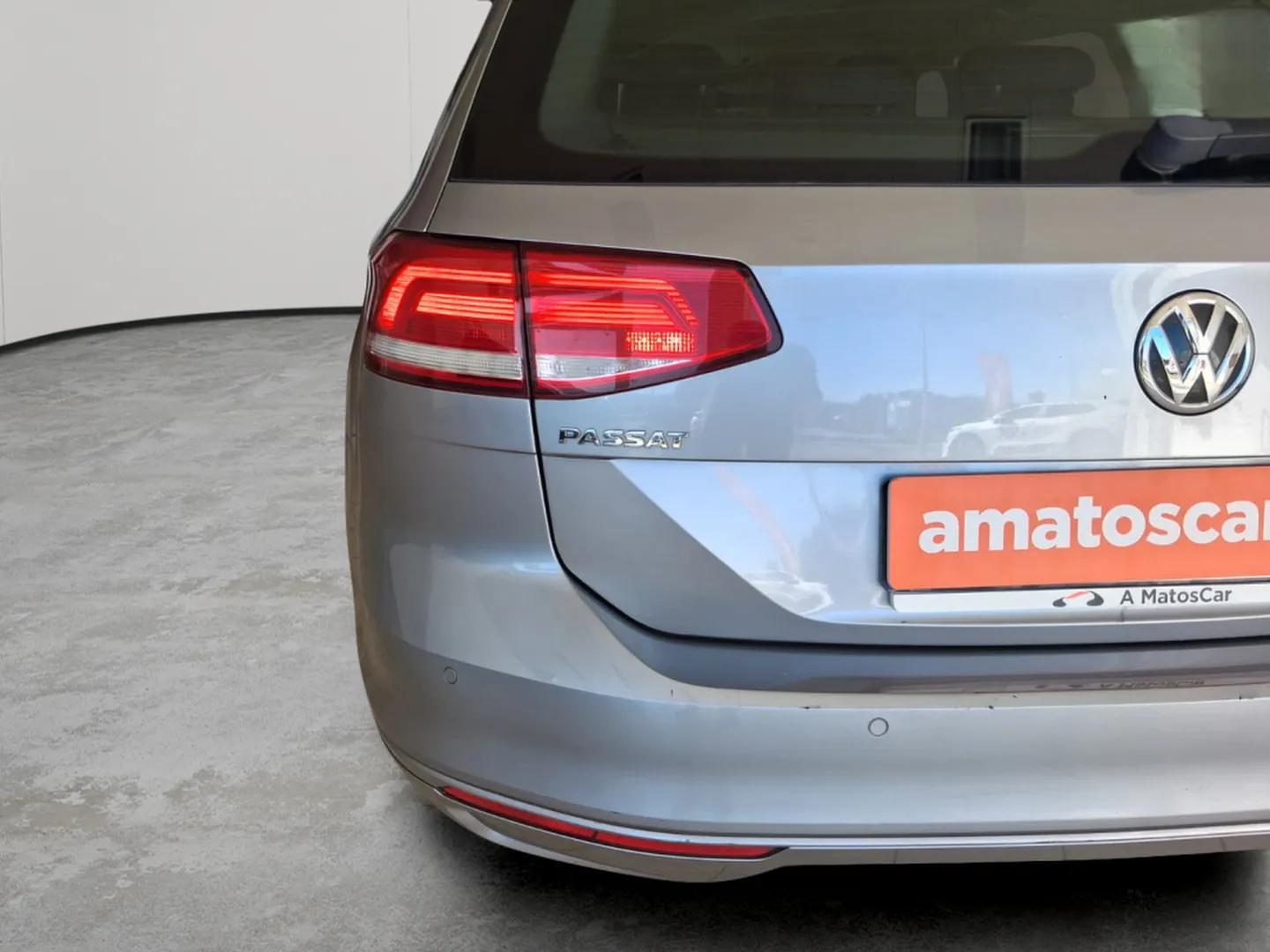 Volkswagen Passat 1.6 TDI CONFORTLINE VARIANT