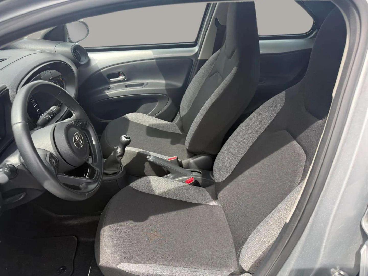 Toyota Aygo X 1.0 VVT-i play