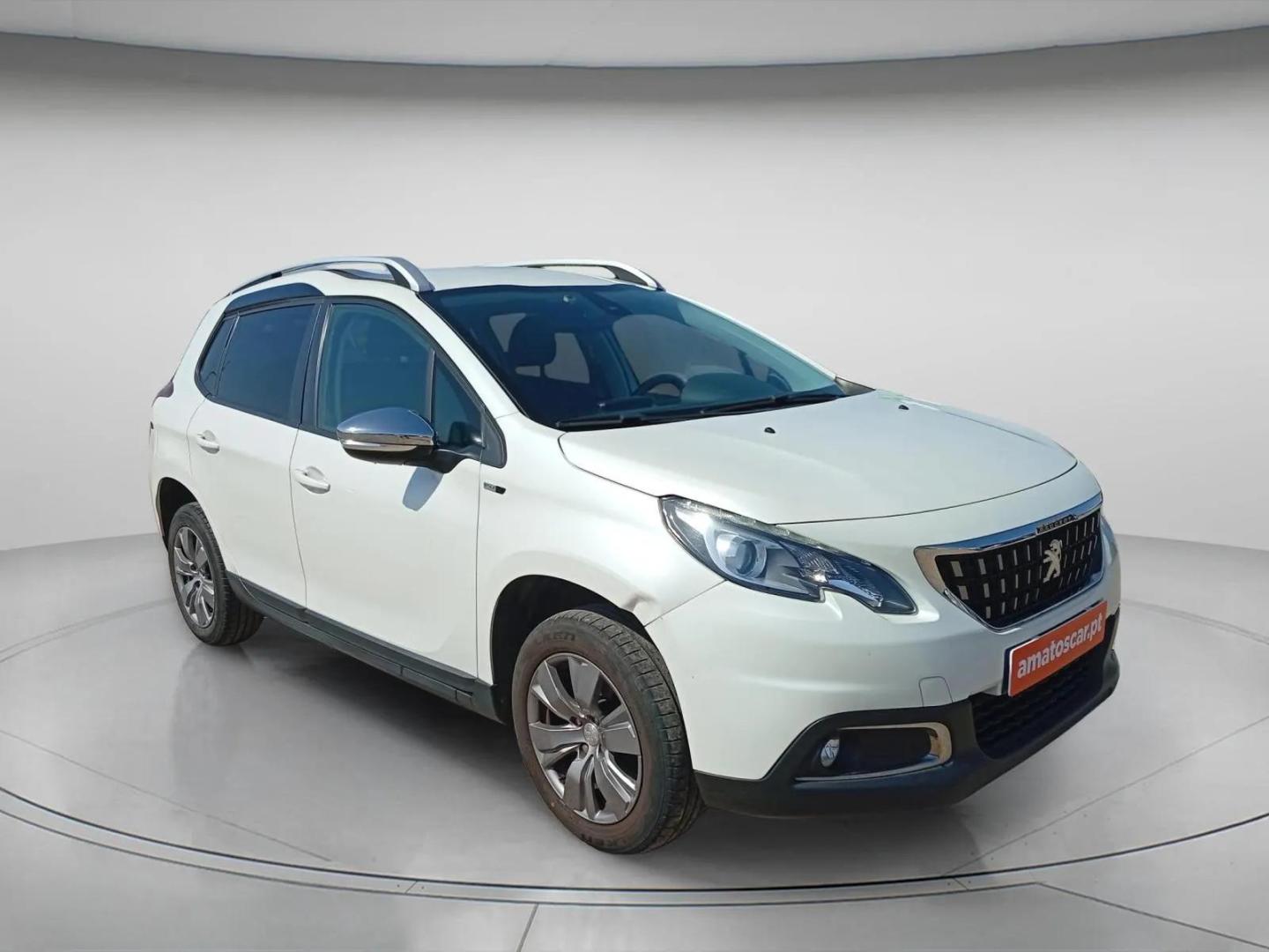 Peugeot 2008 Allure 1.2 PureTech 82 CVM5