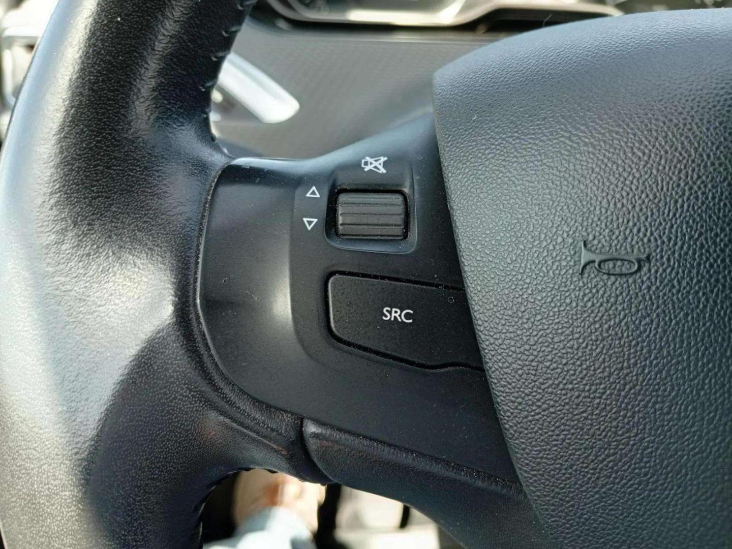Peugeot 2008 Allure 1.2 PureTech 82 CVM5