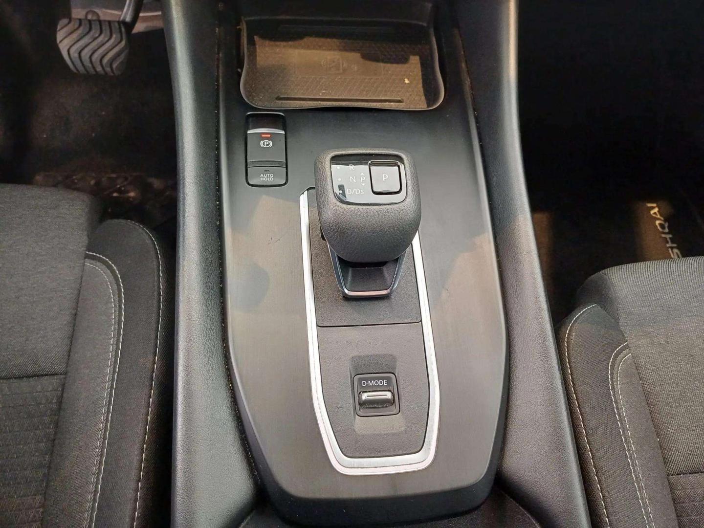 Nissan Qashqai 1.3 158cv mHEV AT 4x2 N-Connecta LED + S