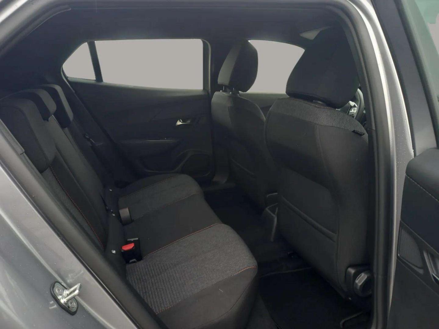 Peugeot 2008 1.2 100 cv Style