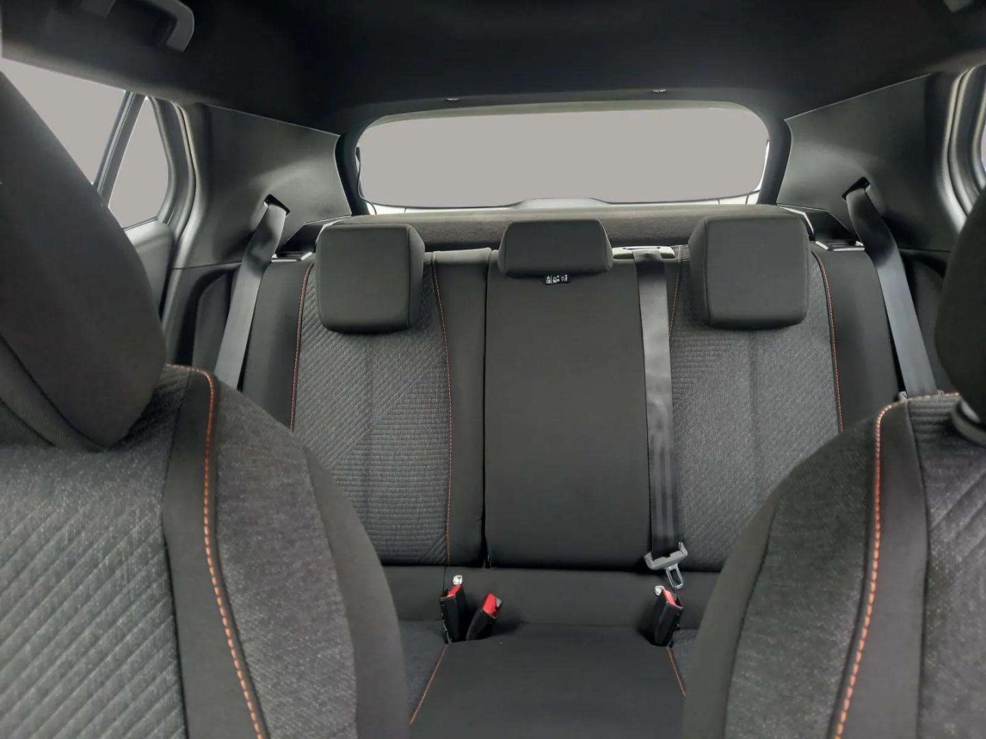 Peugeot 2008 1.2 100 cv Style