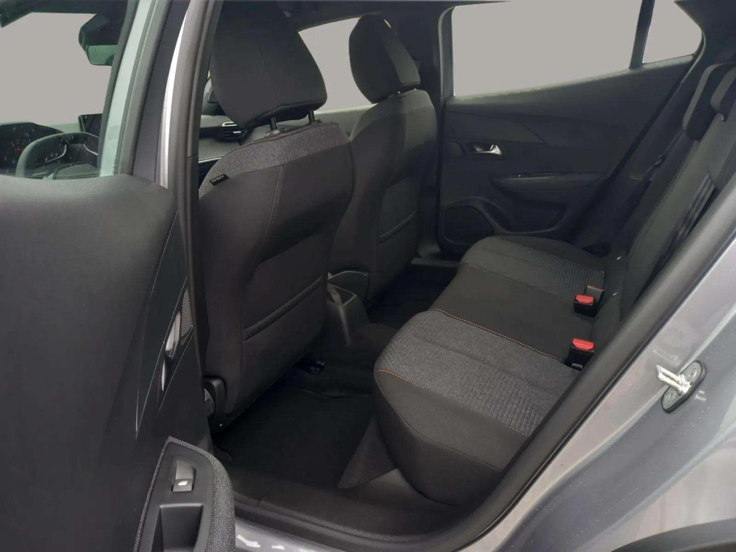 Peugeot 2008 1.2 100 cv Style